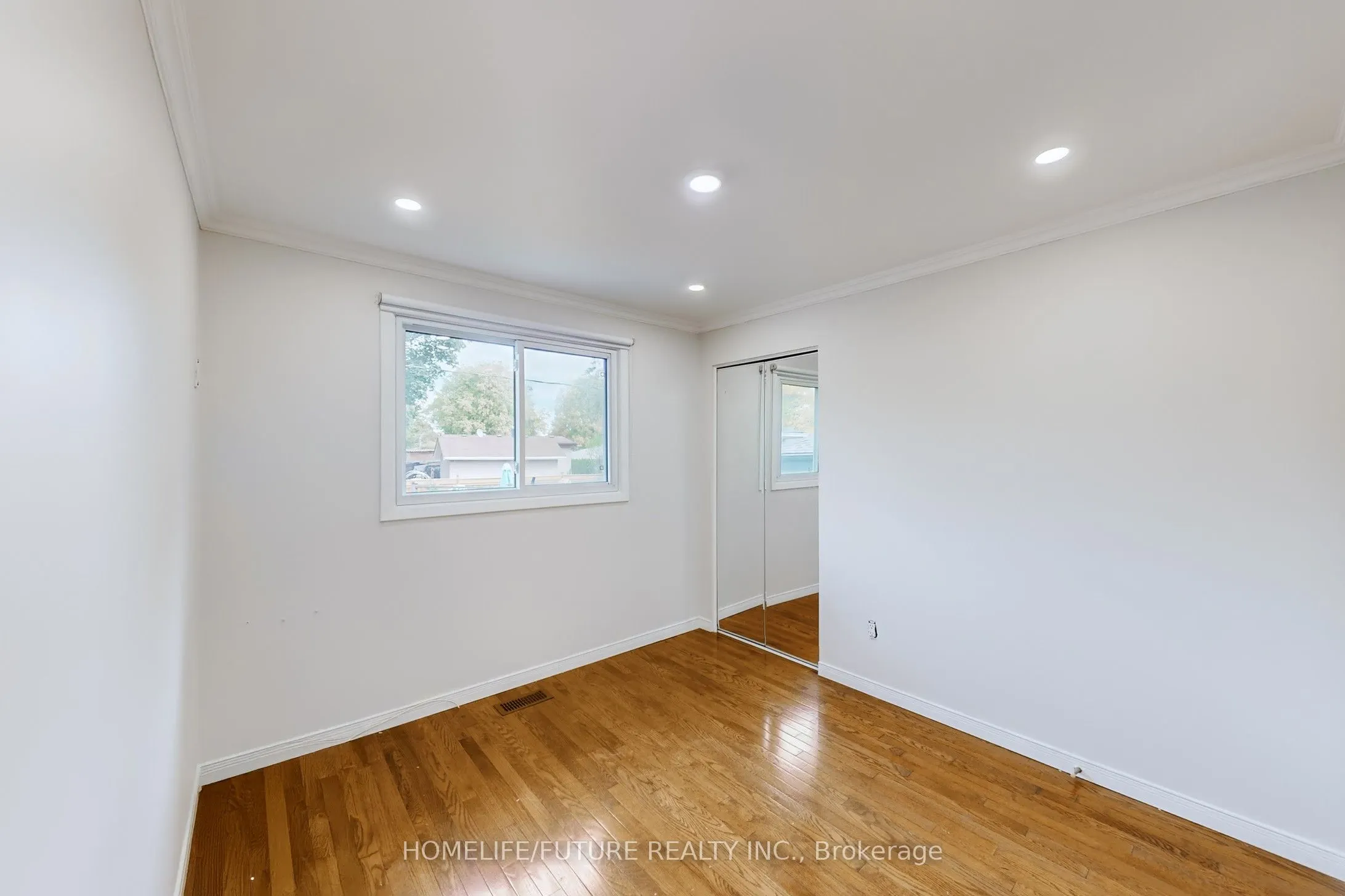 659 Bridle Wood