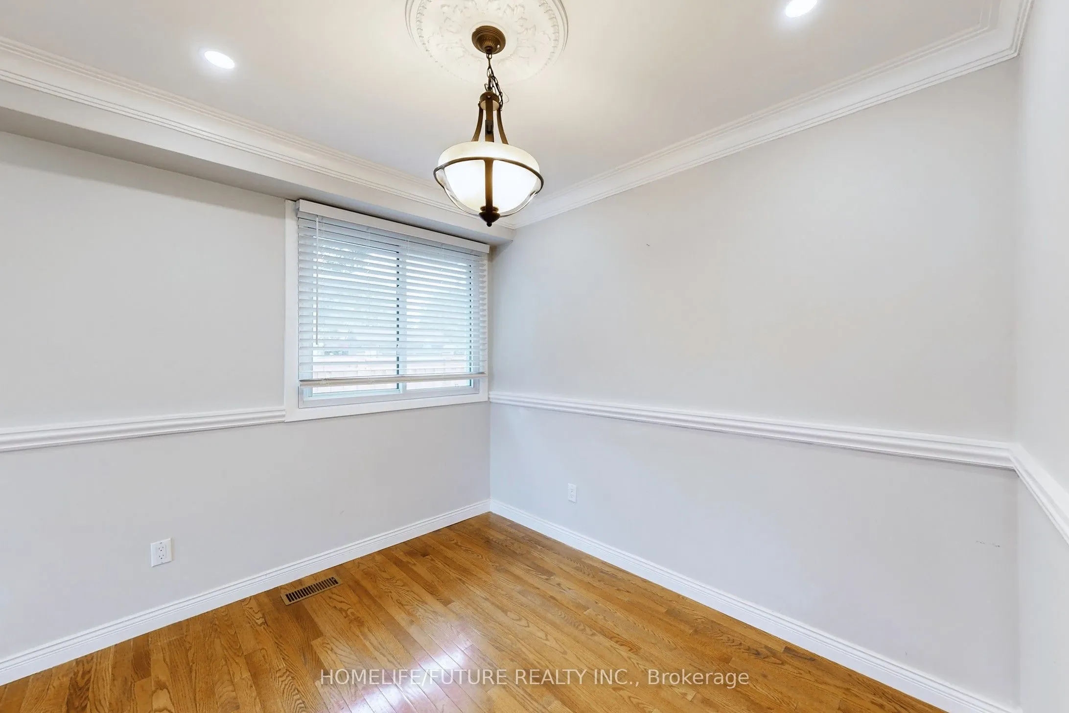 659 Bridle Wood
