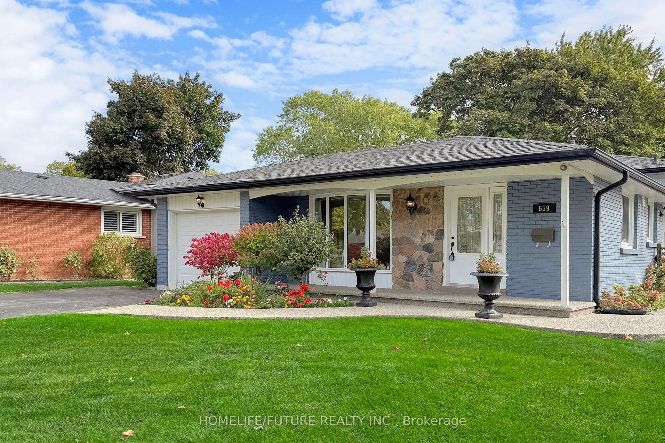 659 Bridle Wood