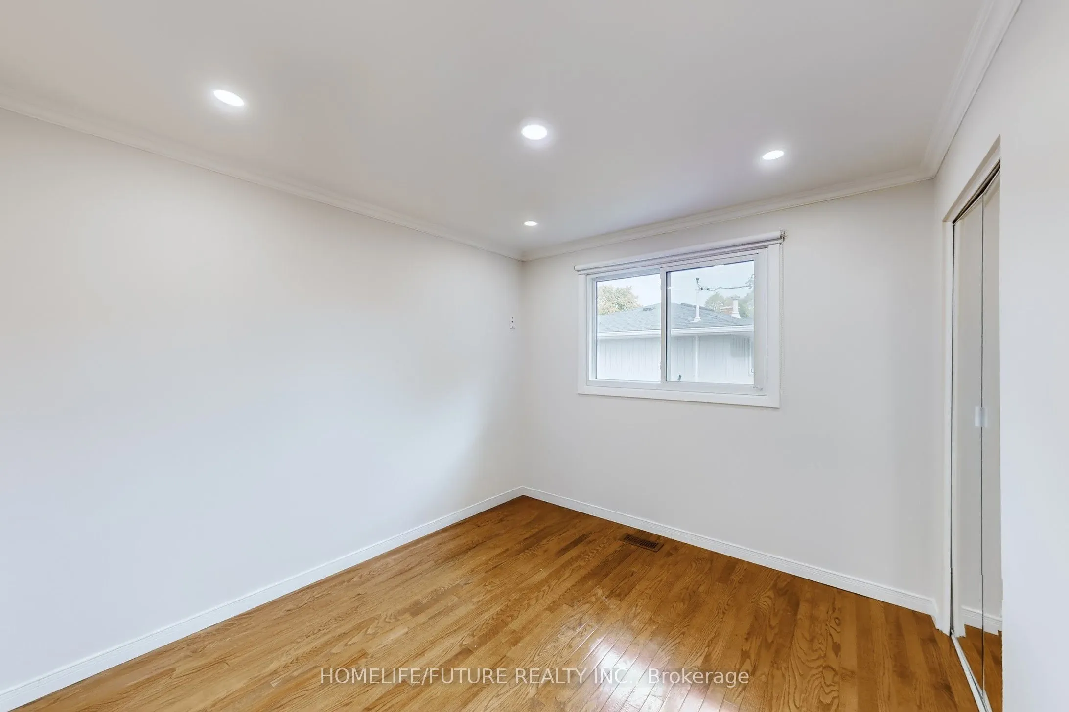 659 Bridle Wood