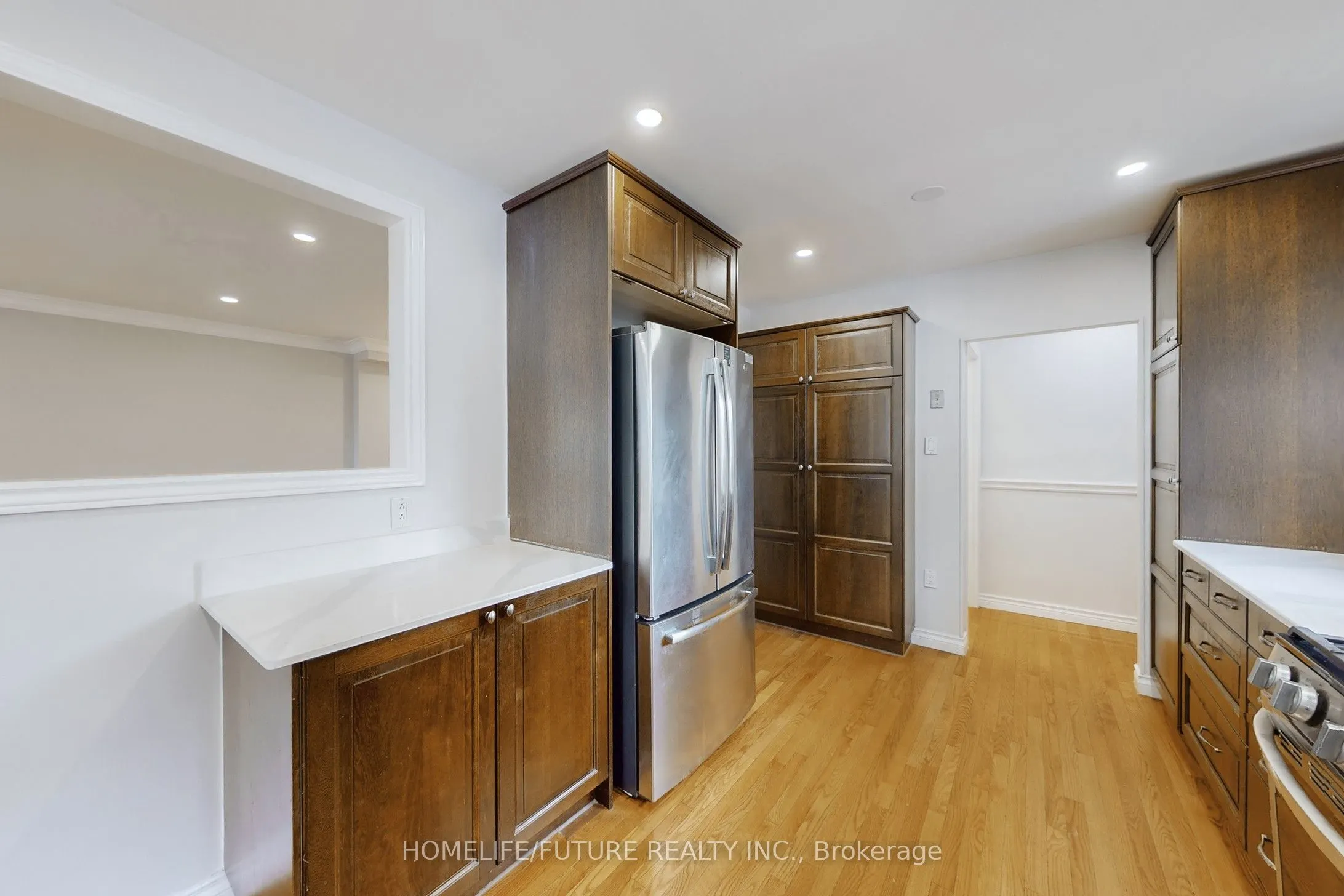 659 Bridle Wood