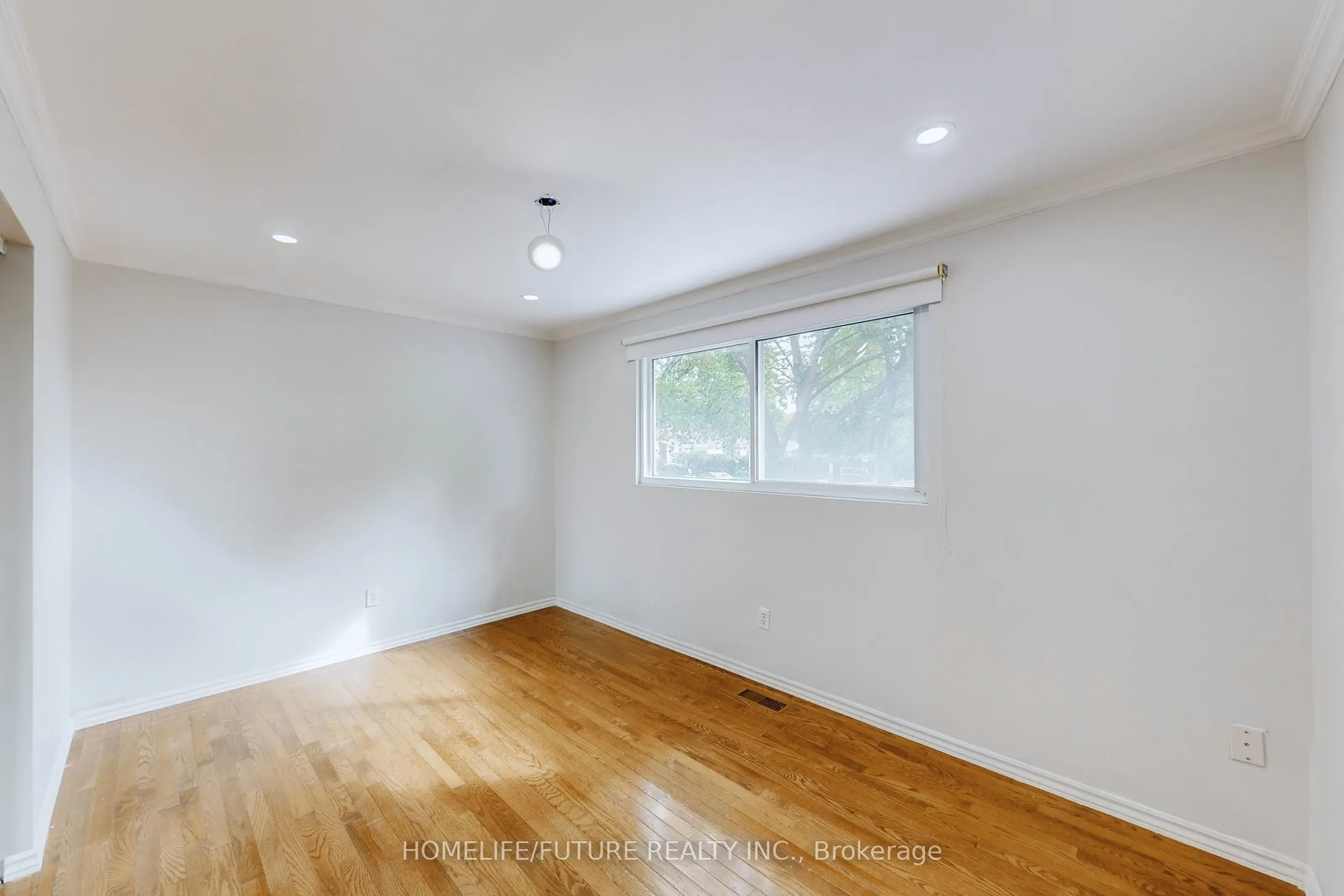 659 Bridle Wood