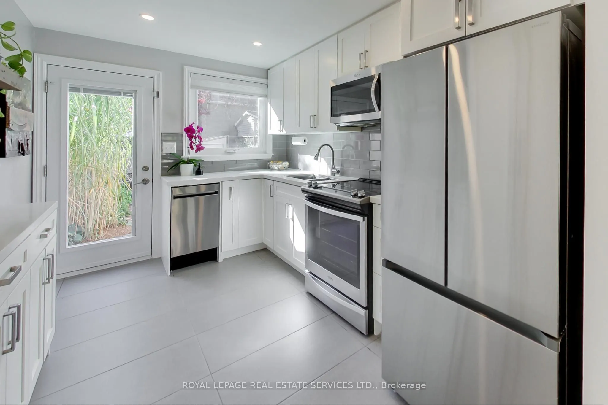 338 Boon Avenue