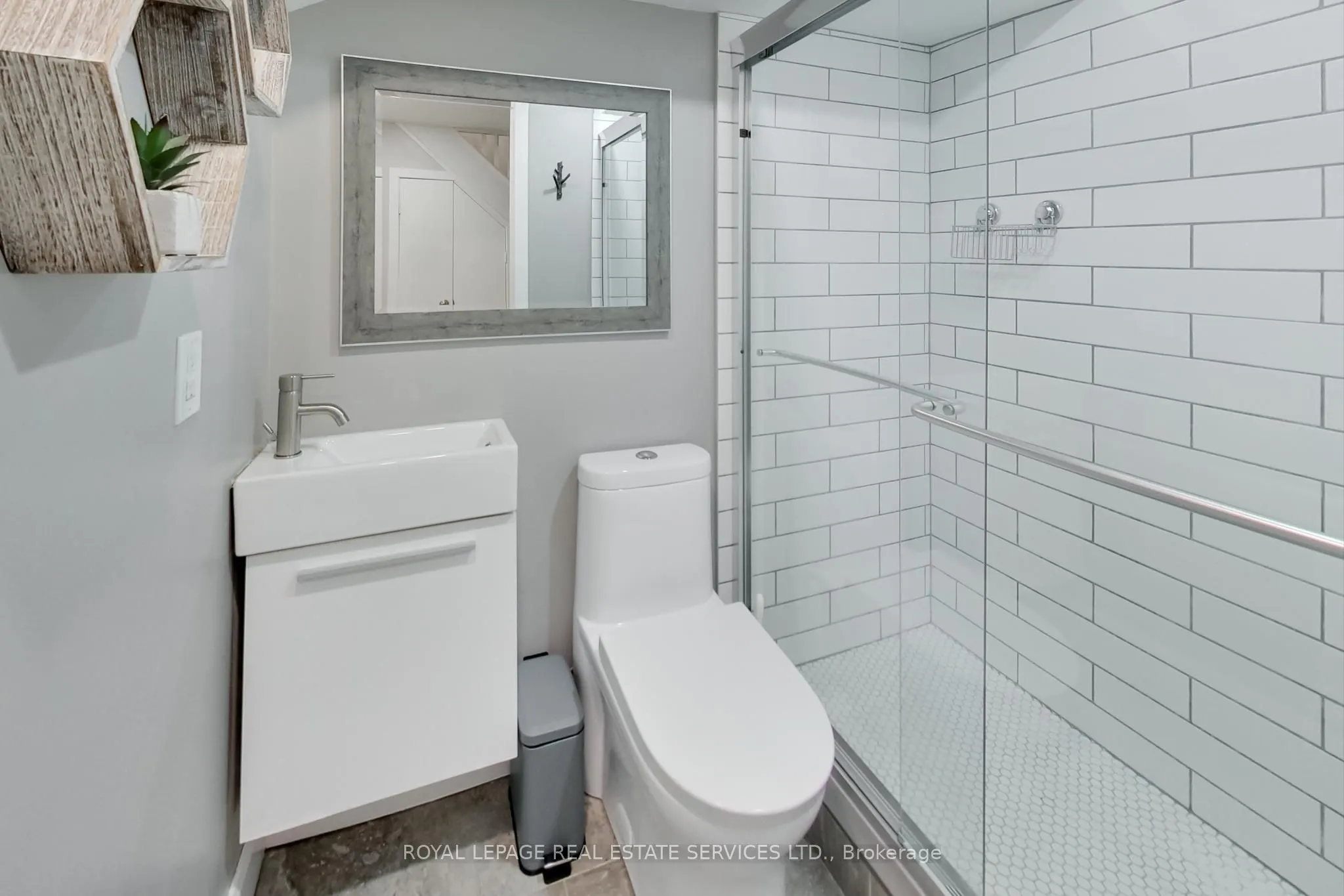 338 Boon Avenue