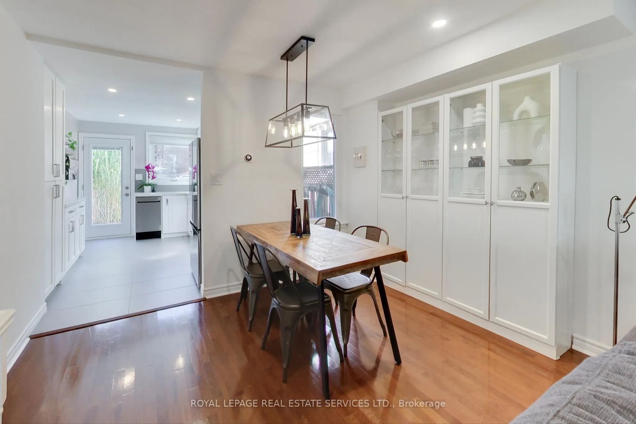 338 Boon Avenue