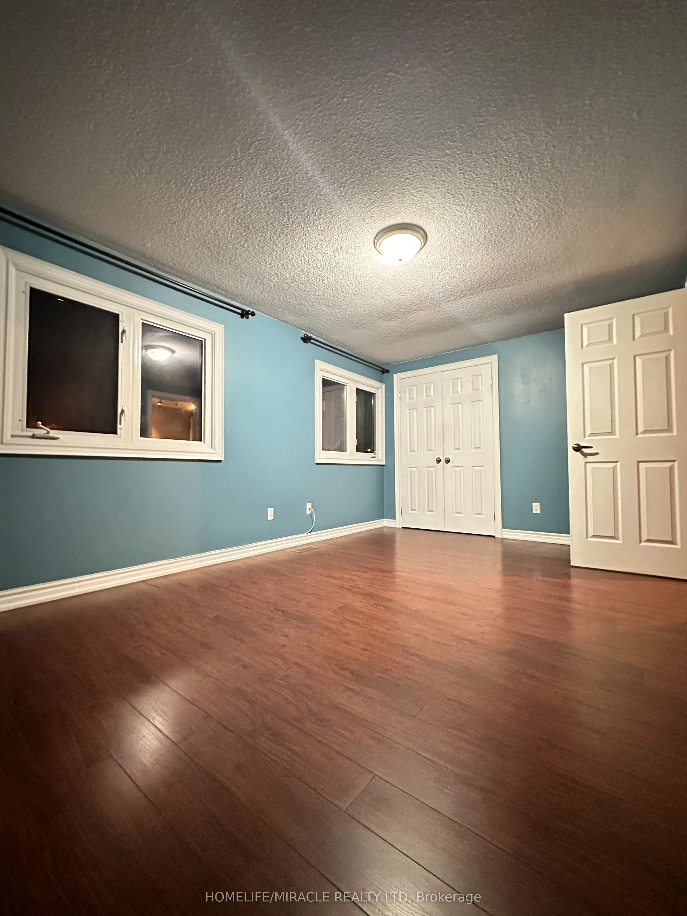 238 Royal Salisbury Way