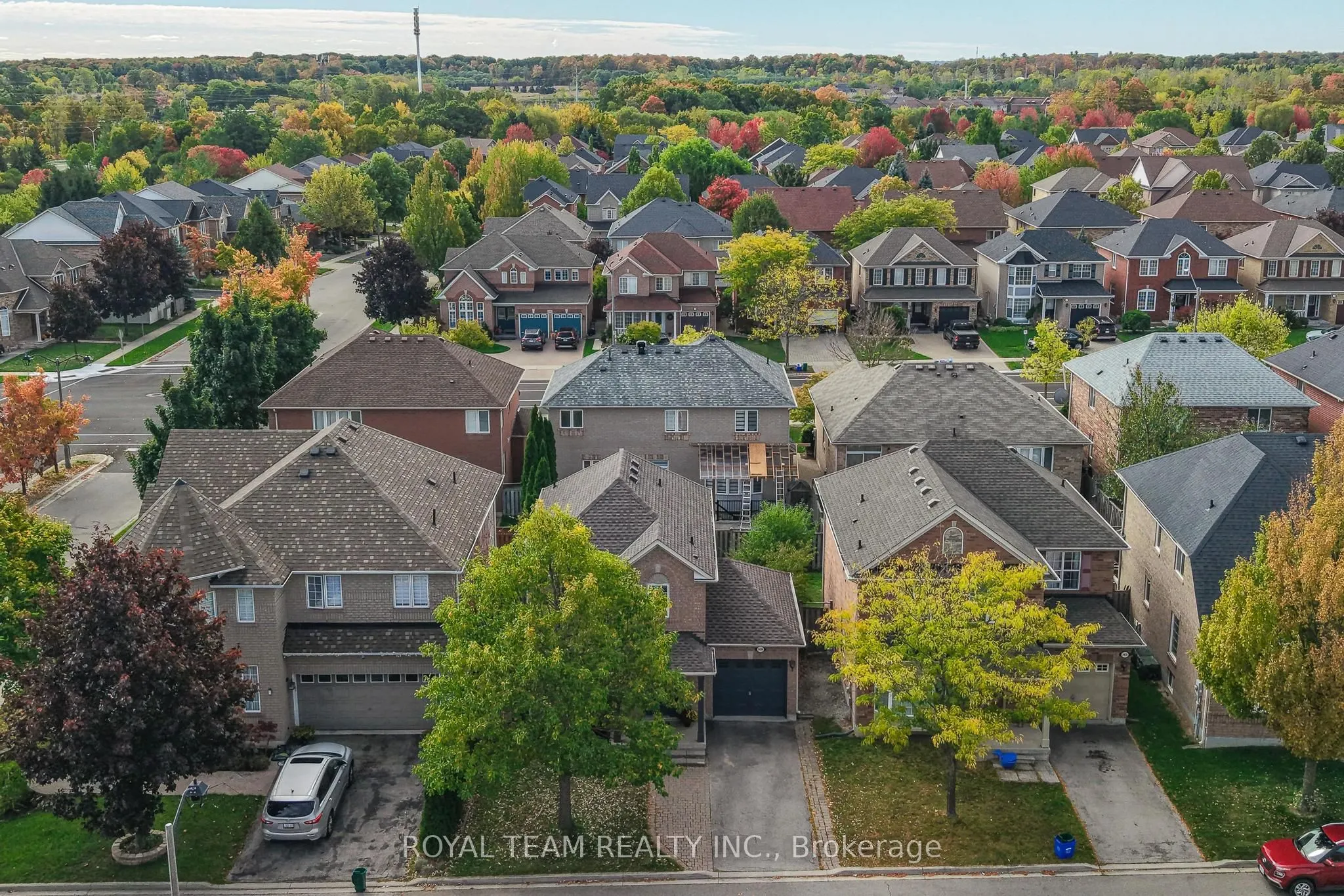 2439 Hollybrook Drive