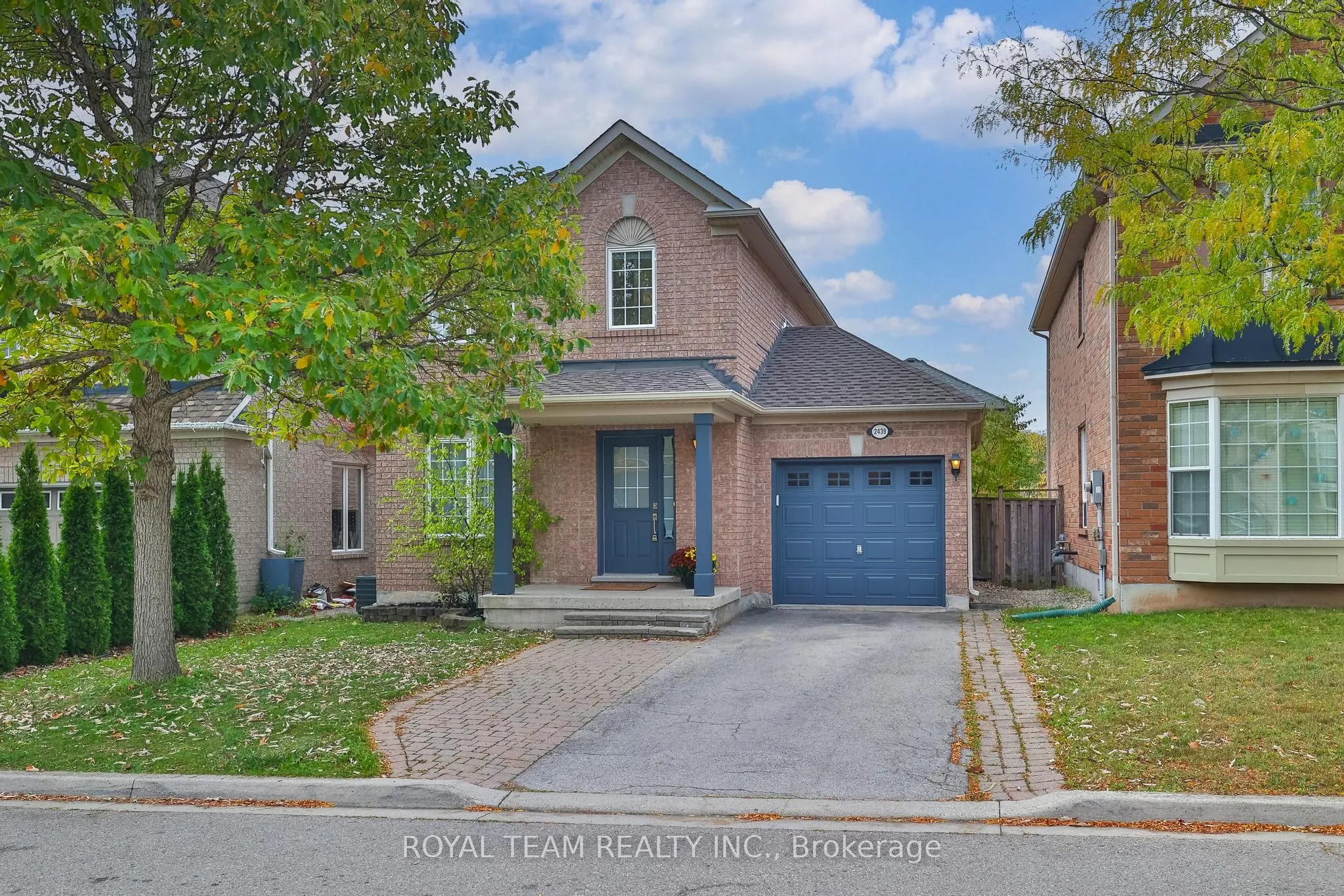 2439 Hollybrook Drive