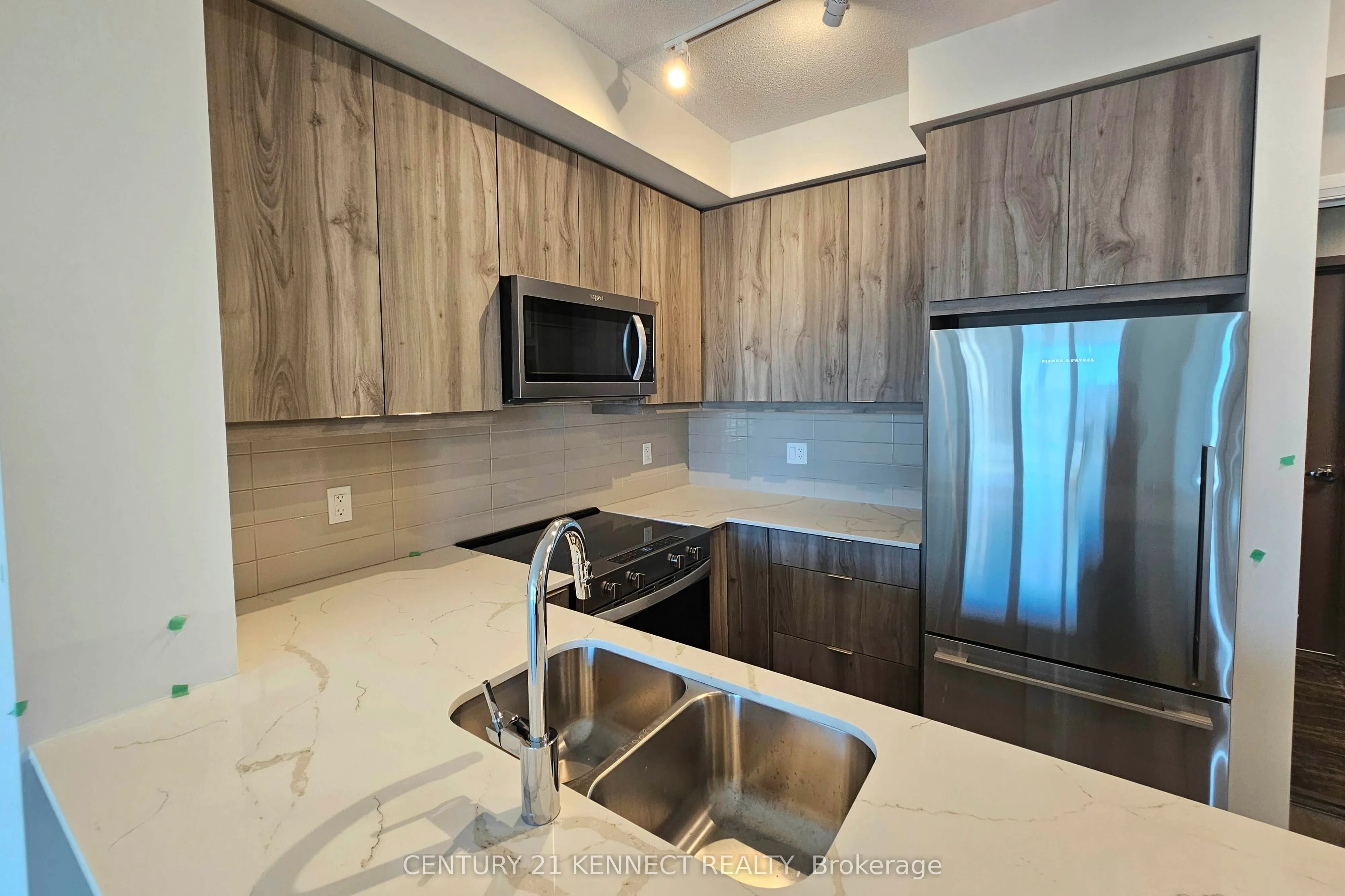 15 Watergarden Drive, #1502