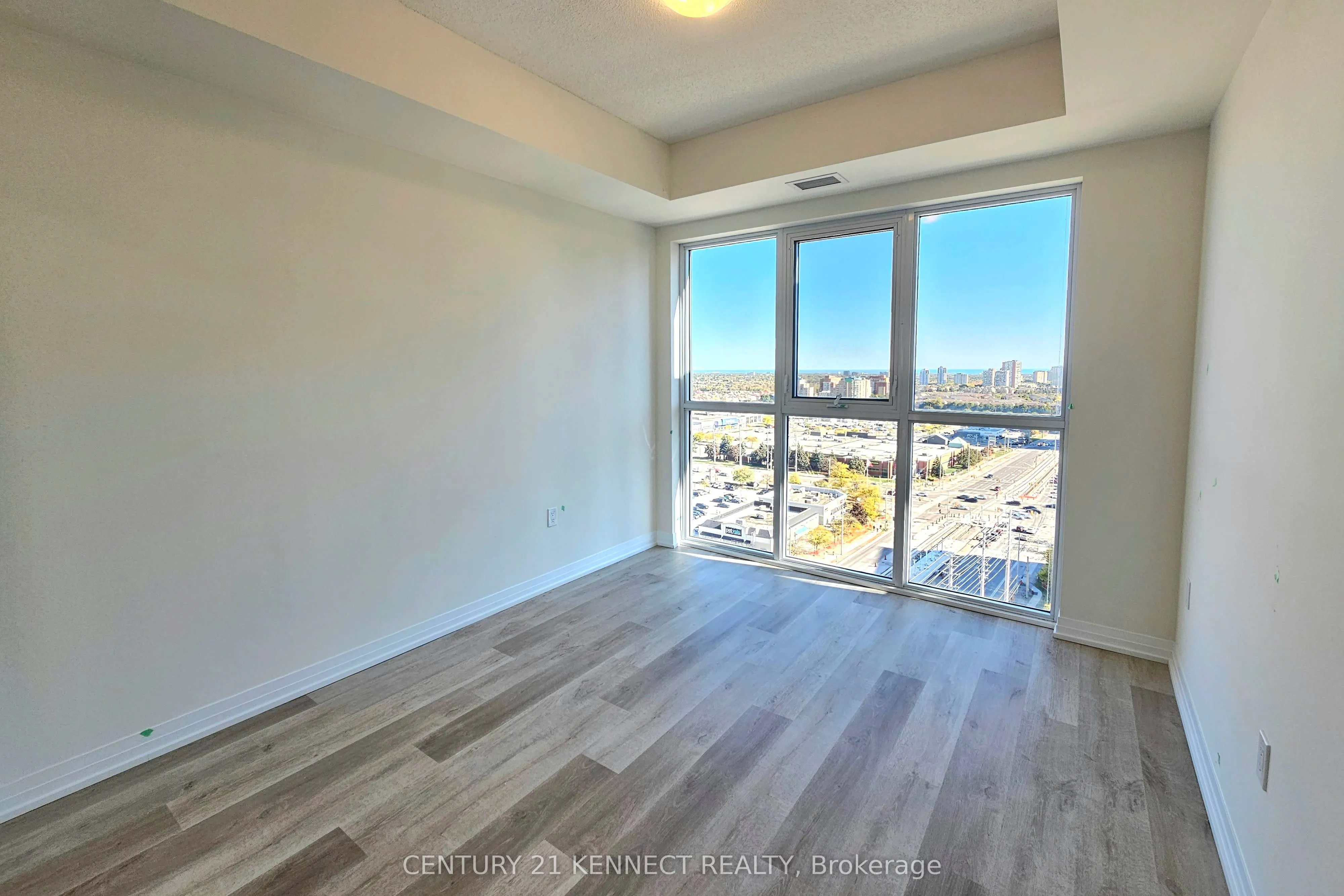 15 Watergarden Drive, #1502