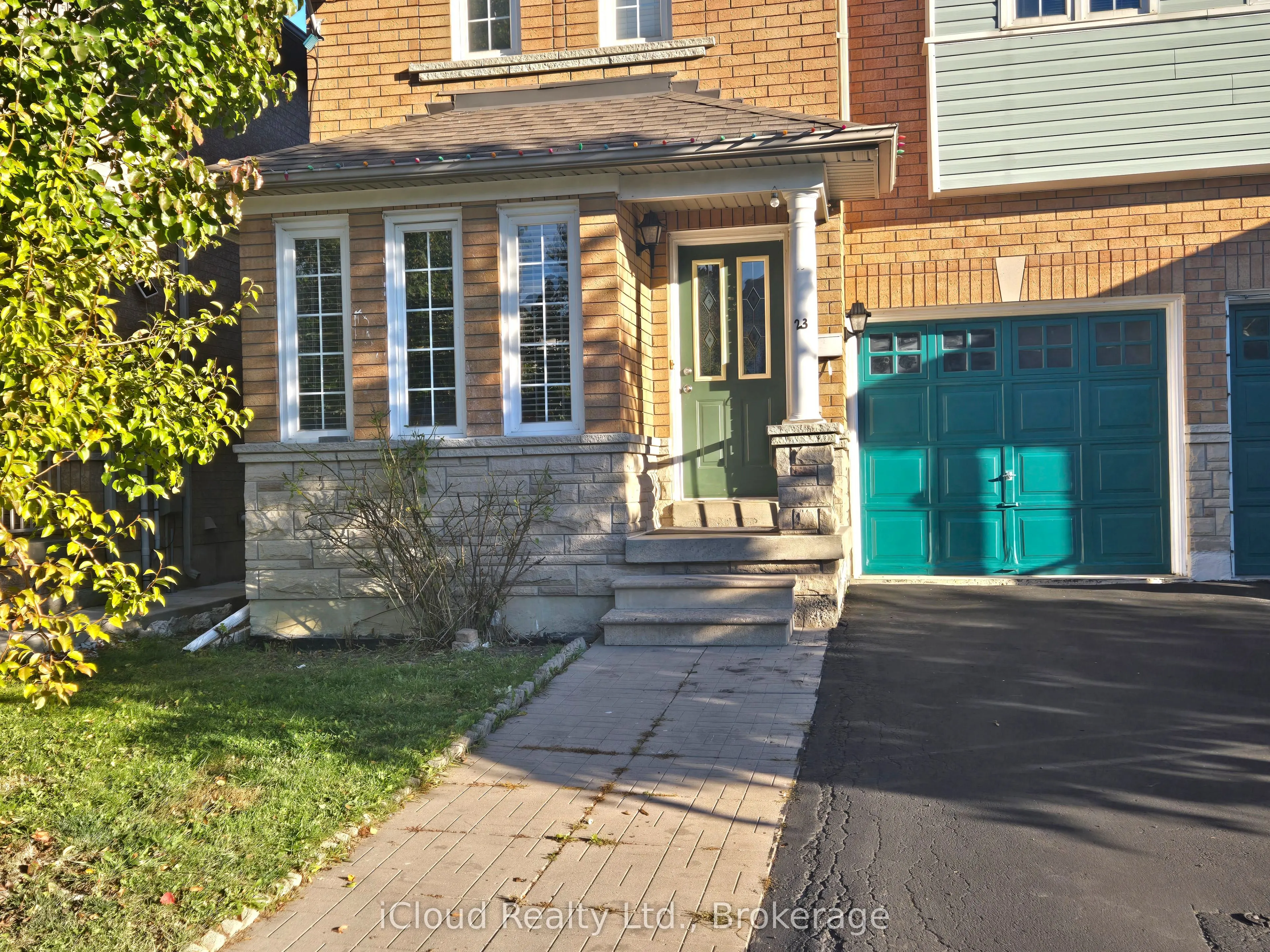 23 Streamside Lane