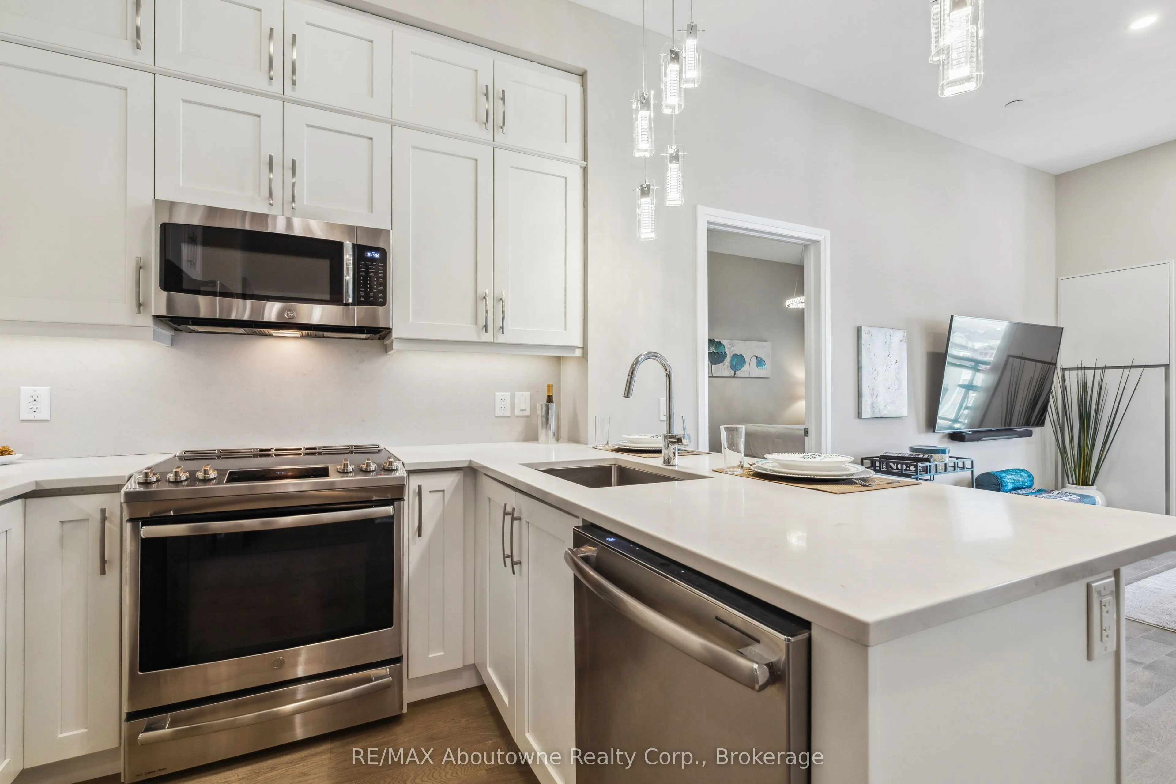 128 Grovewood Common, #629