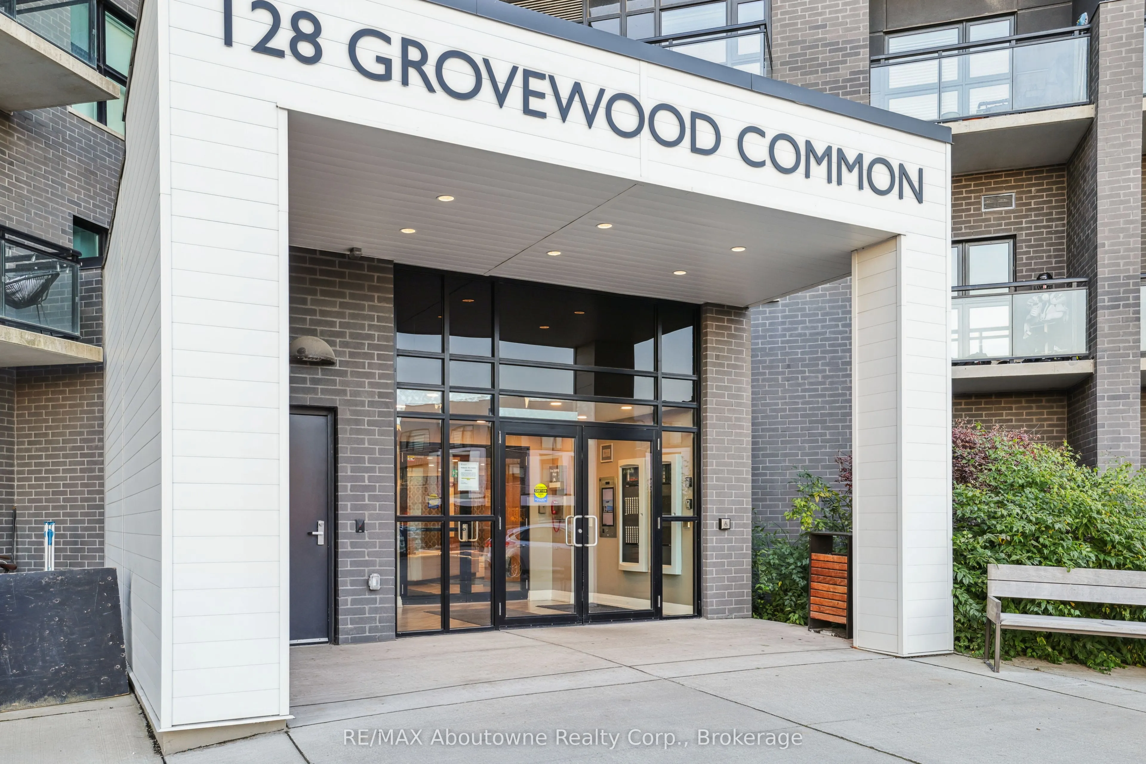 128 Grovewood Common, #629