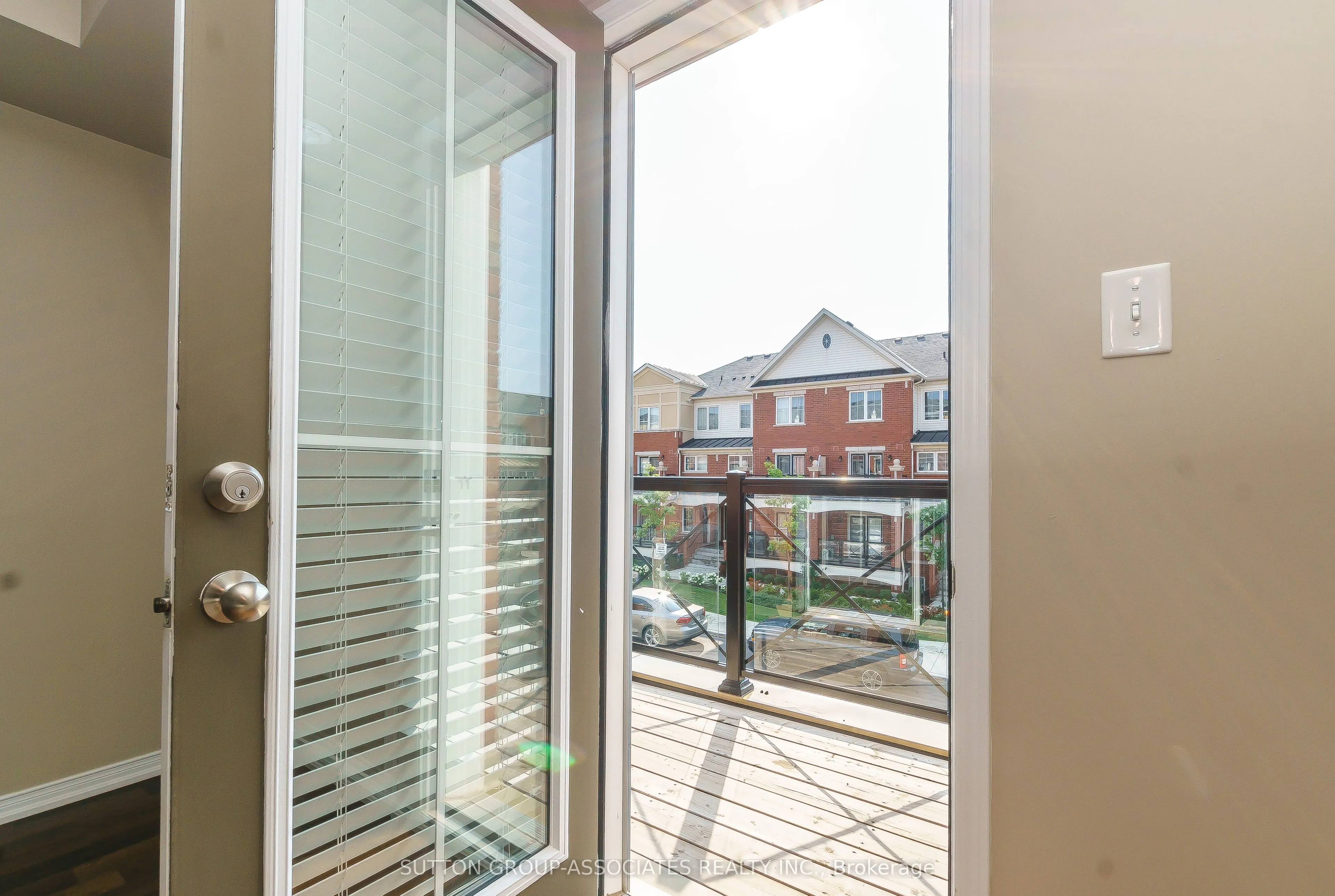 2508 Post Road, #10