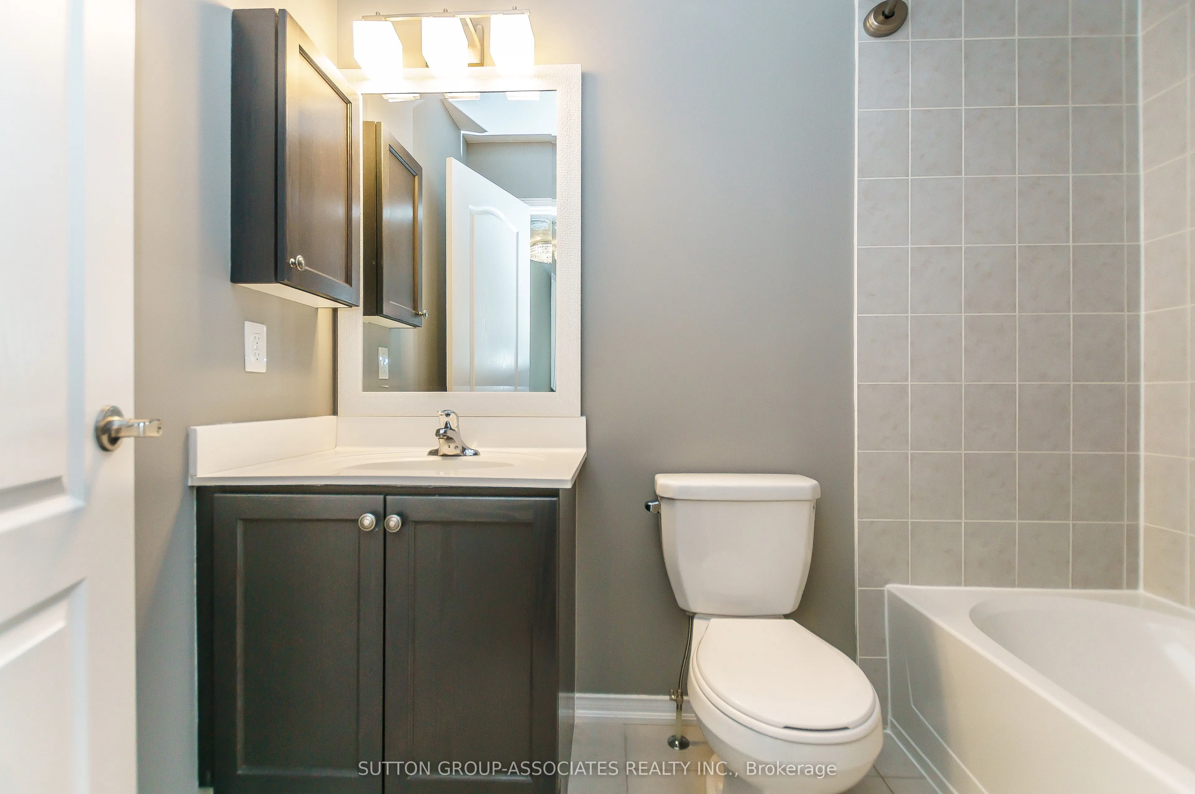 2508 Post Road, #10