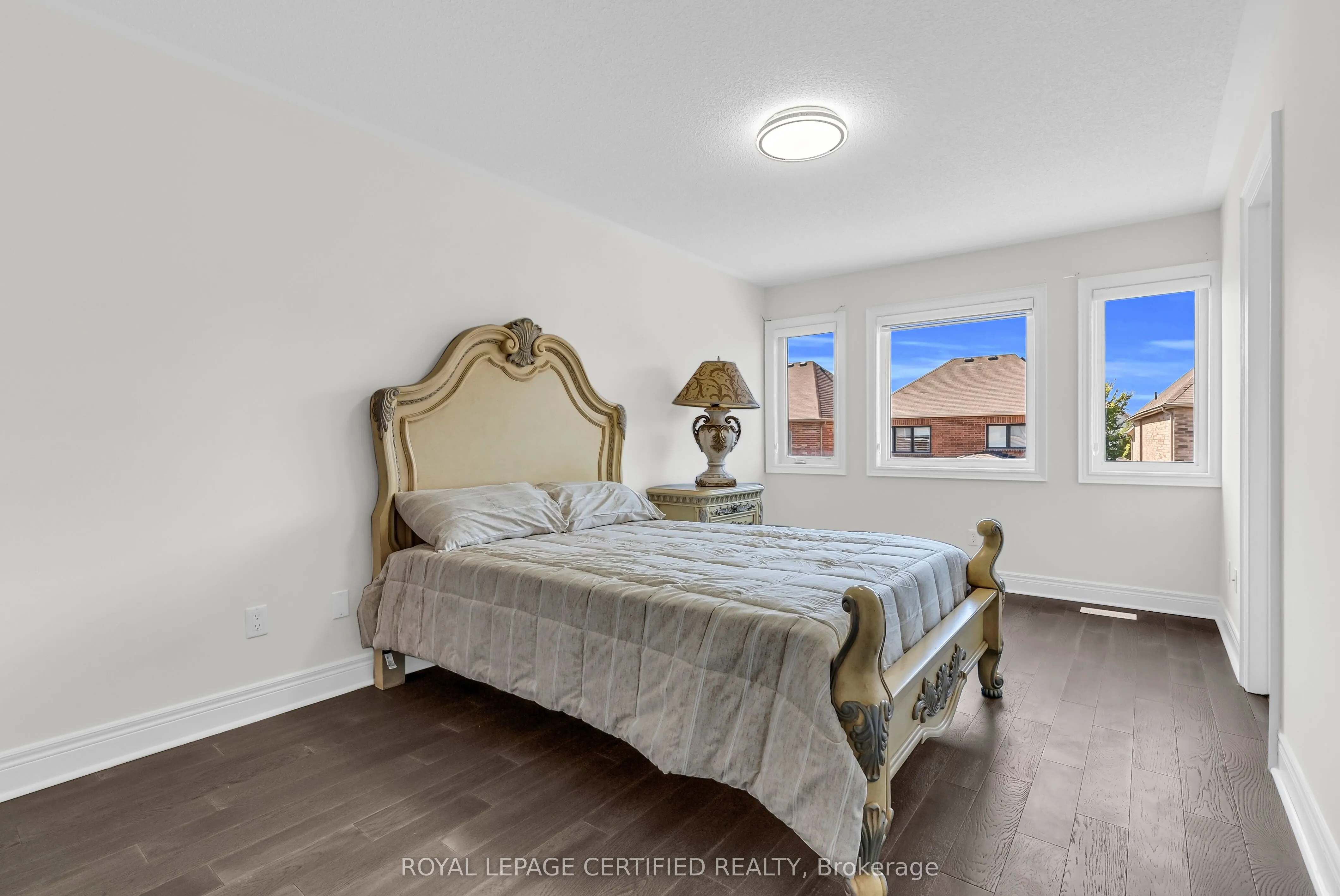 61 Dunley Crescent