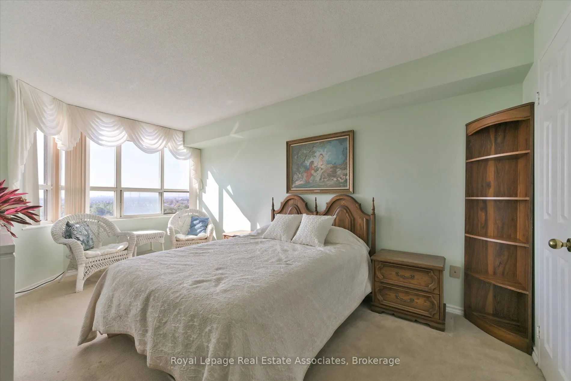 10 Malta Avenue, #1209