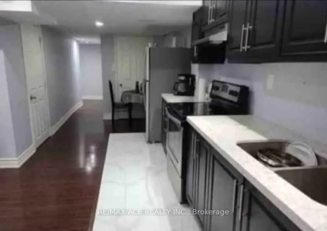 1198 Prestonwood Crescent