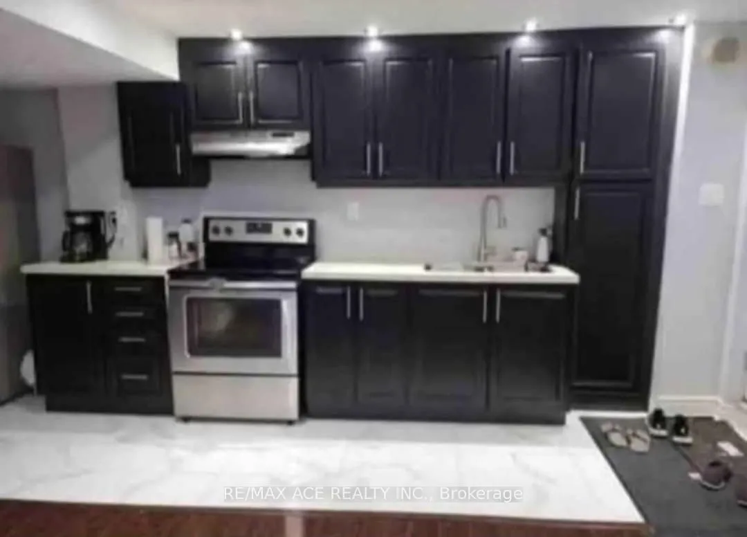 1198 Prestonwood Crescent