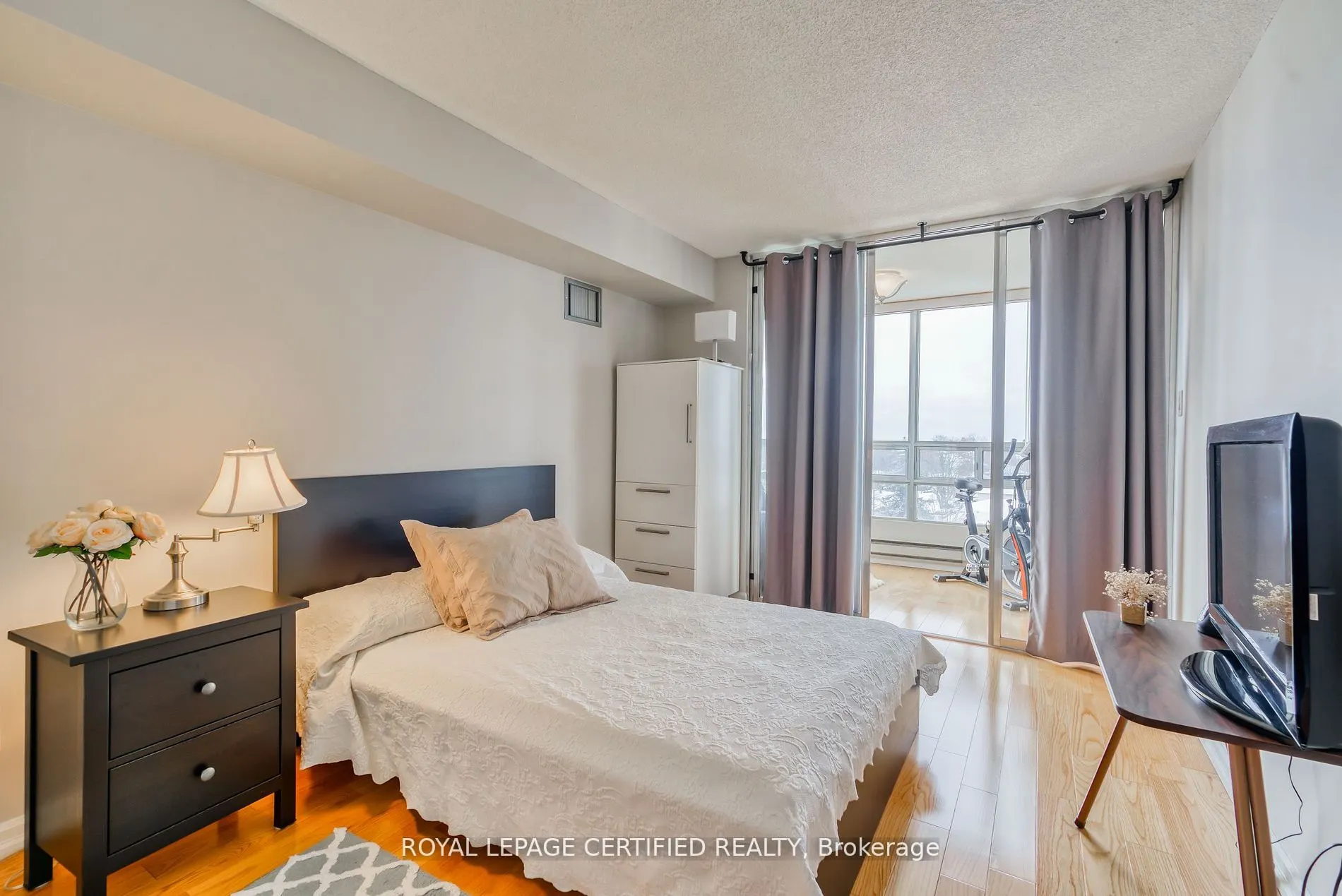 320 Mill Street S, #505