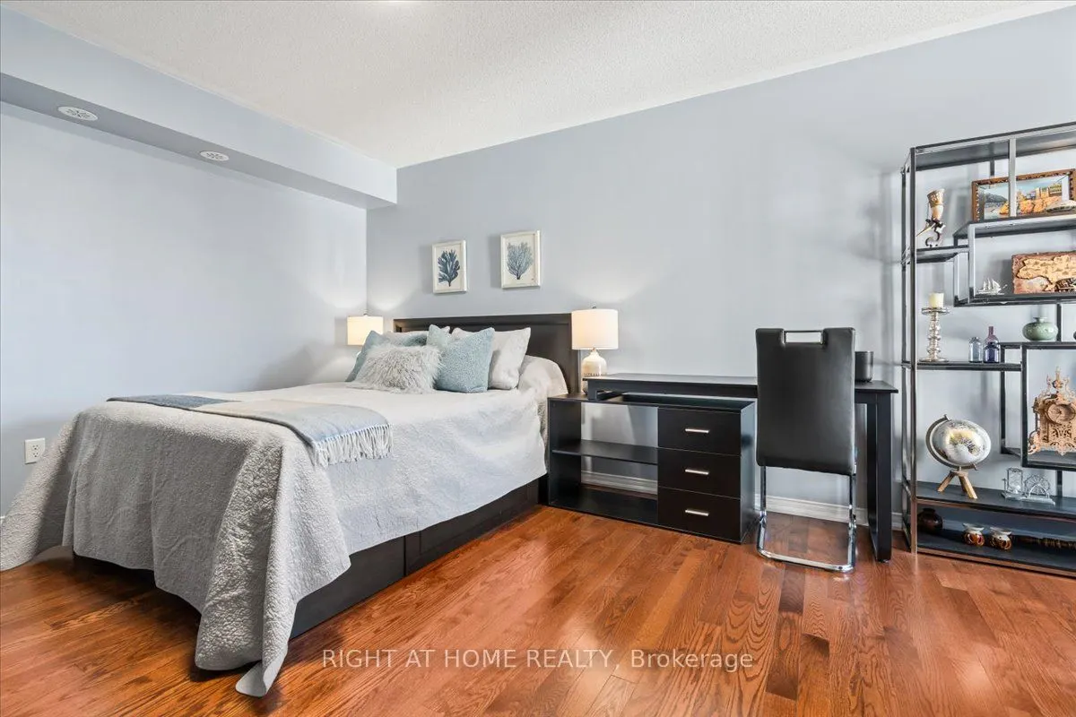 149 Isaac Devins Boulevard, #11