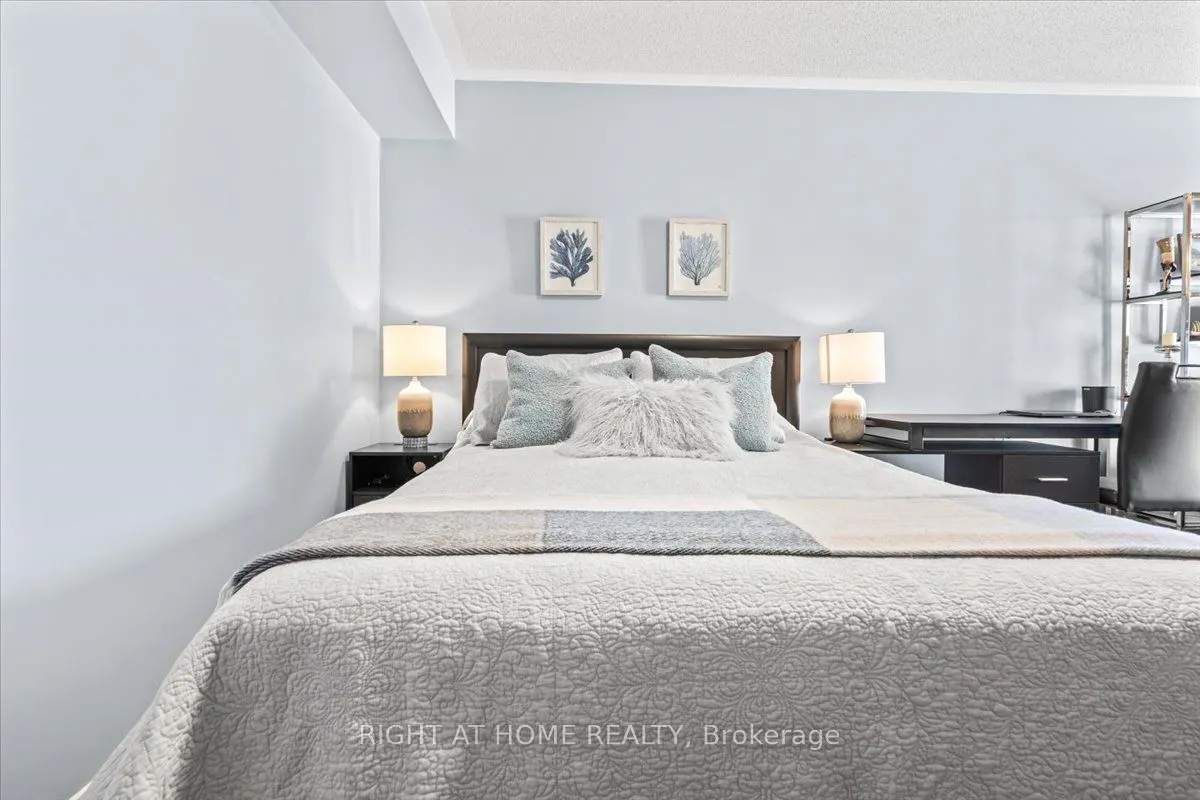 149 Isaac Devins Boulevard, #11
