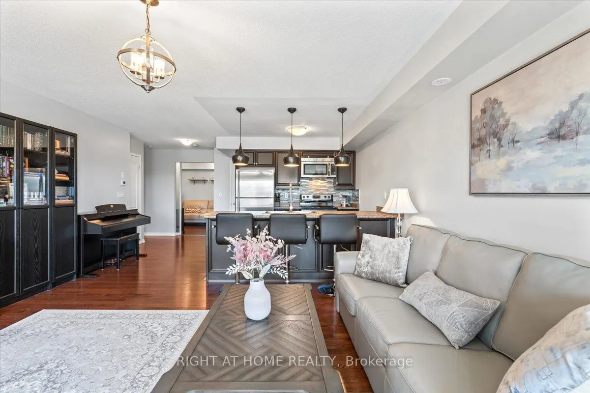 149 Isaac Devins Boulevard, #11