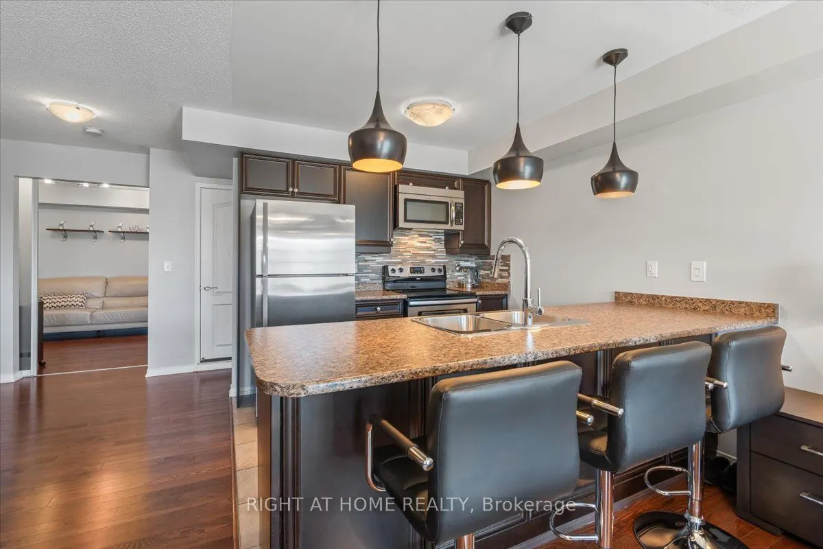 149 Isaac Devins Boulevard, #11