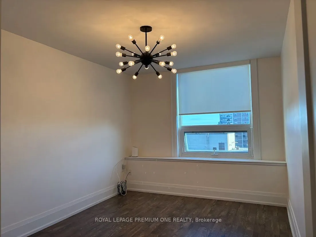 15 La Rose Avenue, #1603