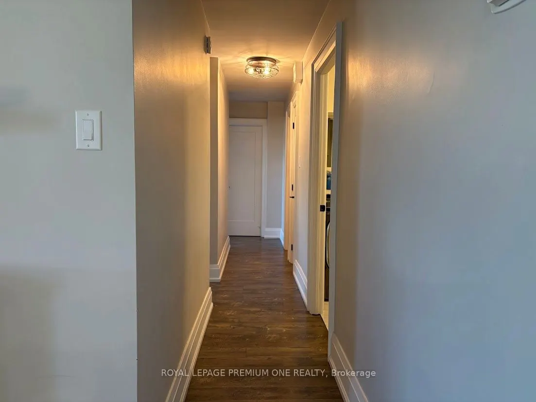 15 La Rose Avenue, #1603