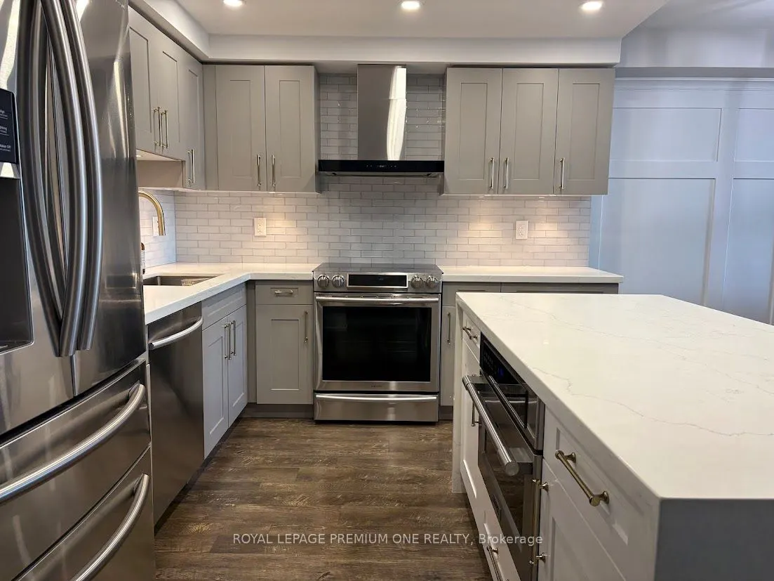 15 La Rose Avenue, #1603