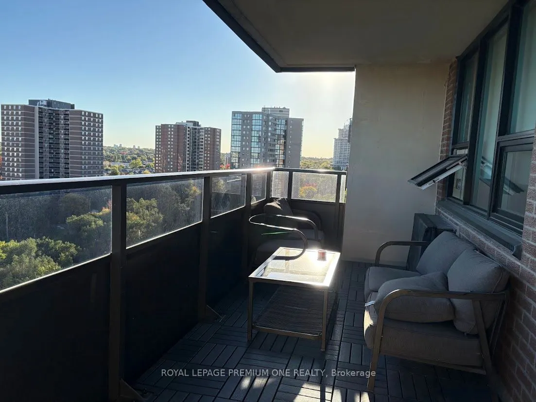 15 La Rose Avenue, #1603