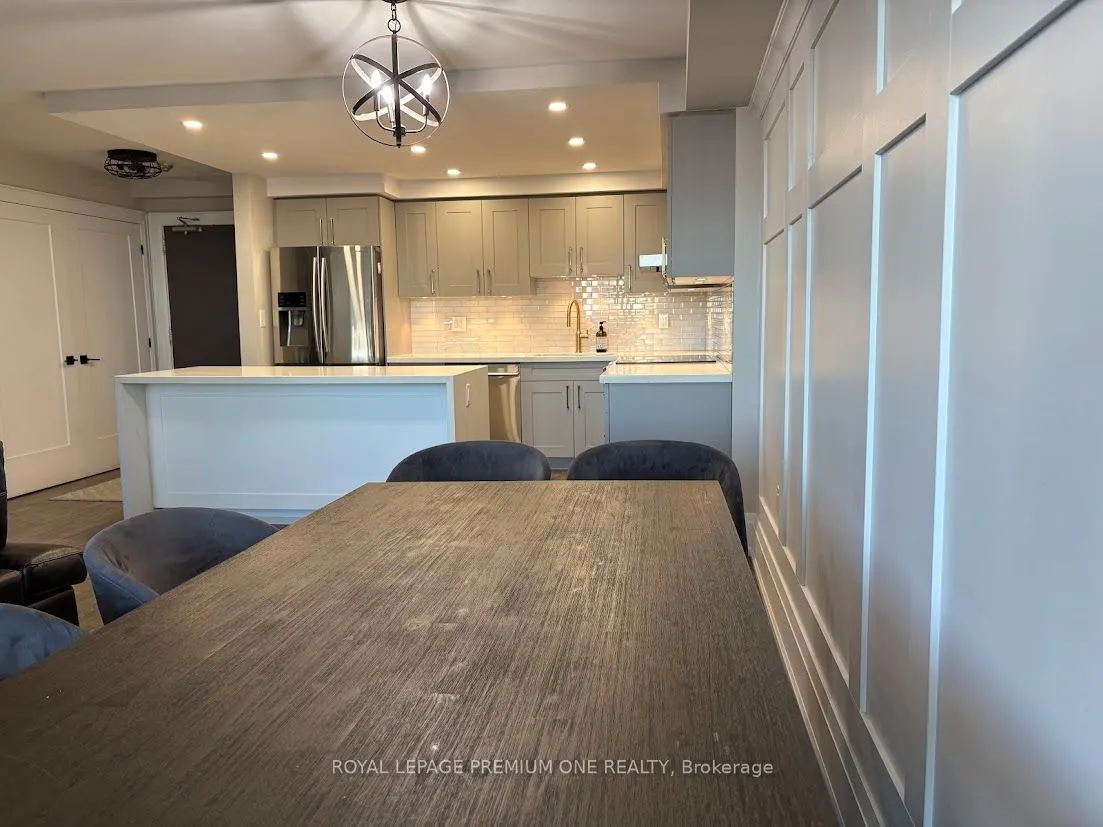 15 La Rose Avenue, #1603