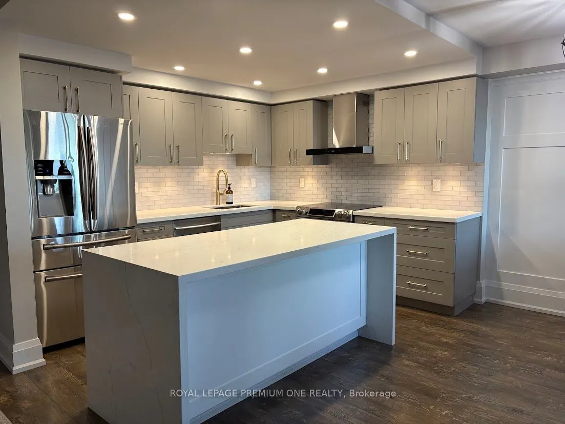 15 La Rose Avenue, #1603