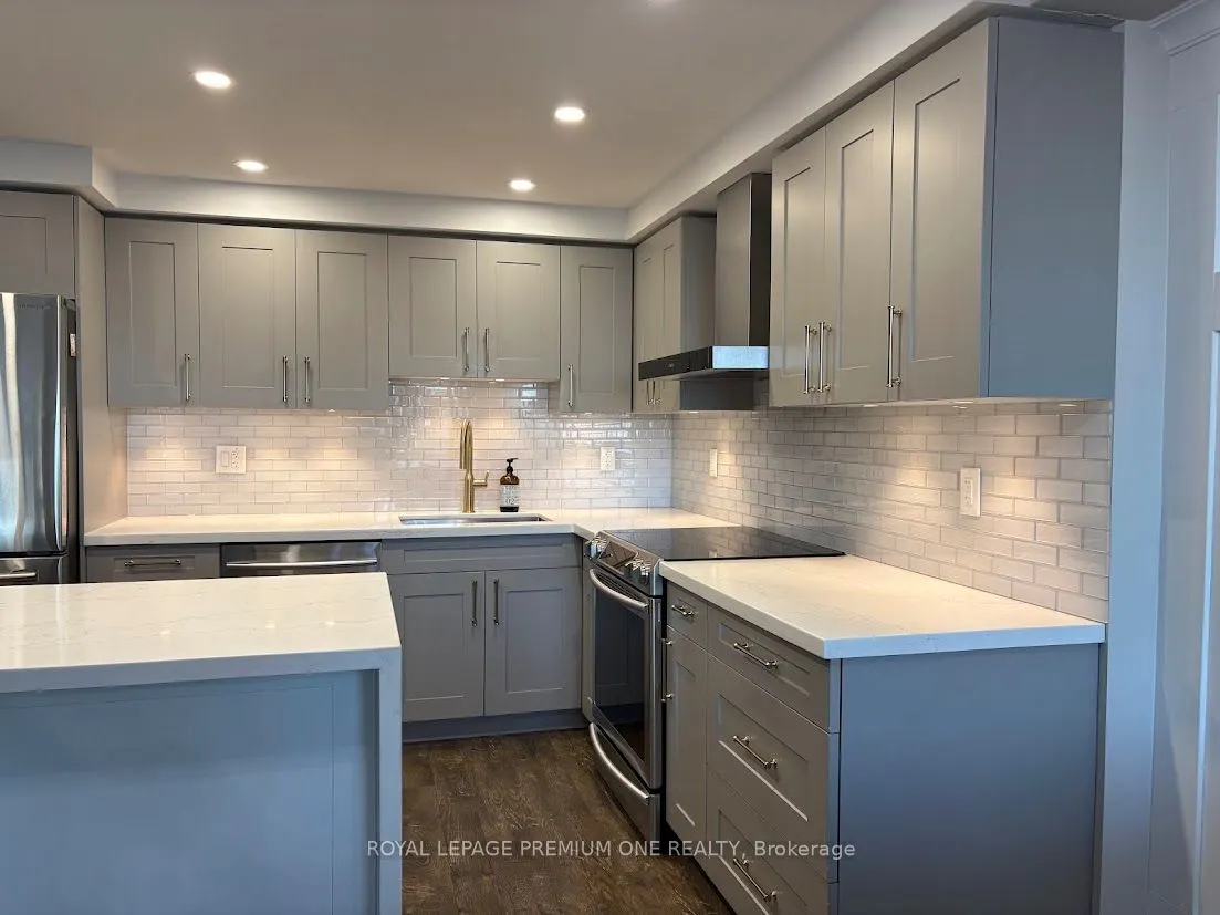 15 La Rose Avenue, #1603