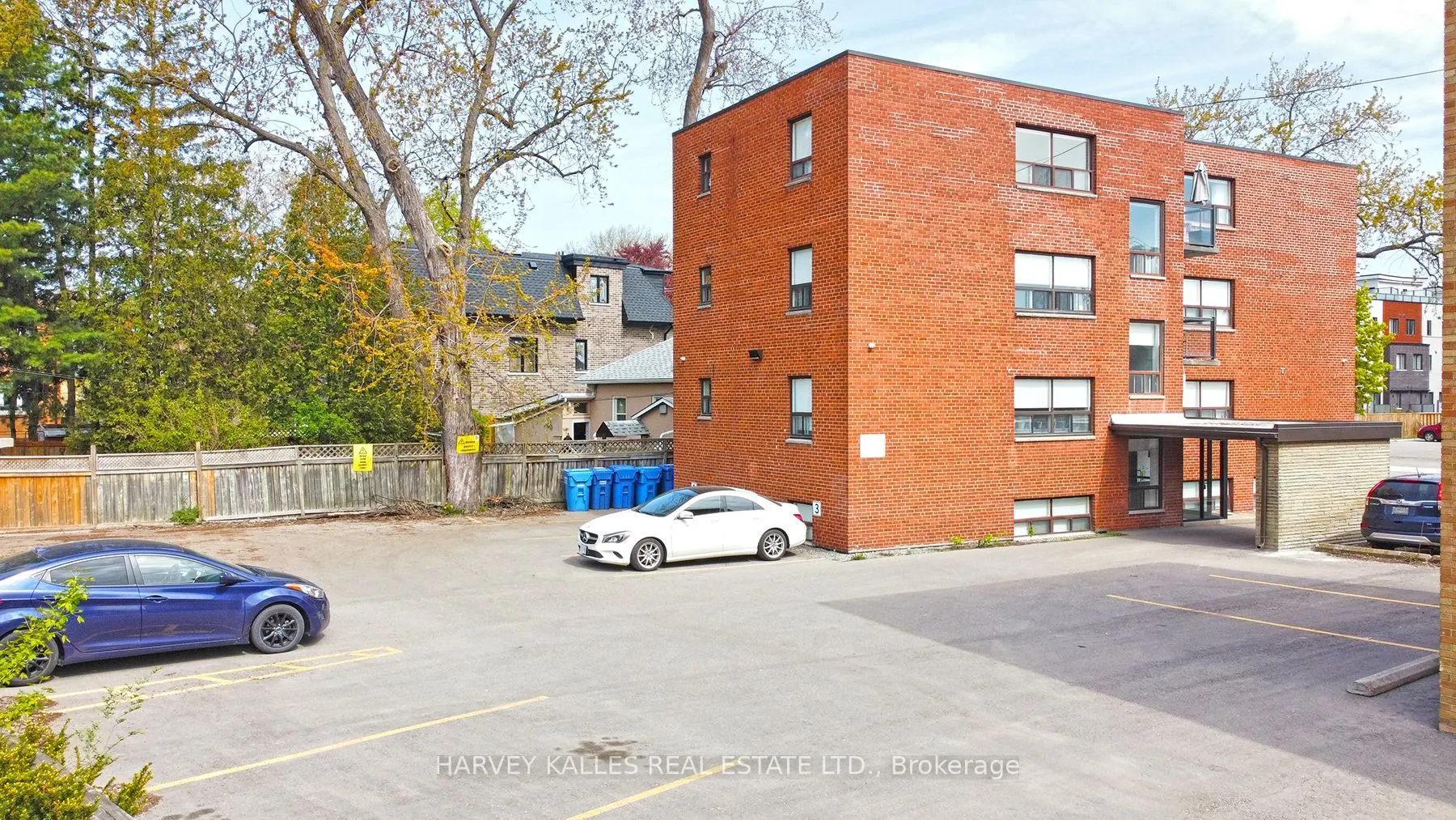 4 Benson Avenue, #8