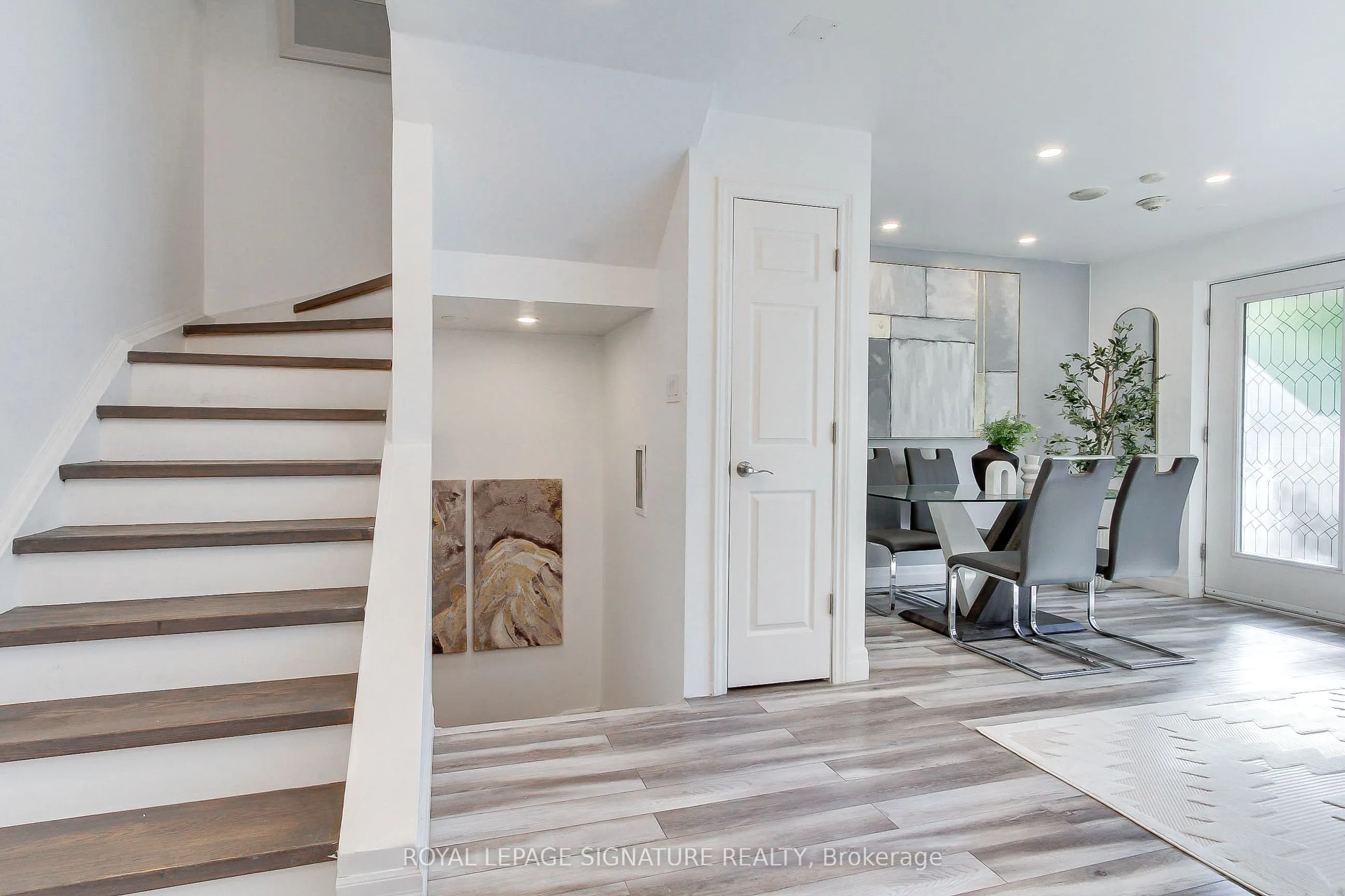 90 Absolute Avenue, #104