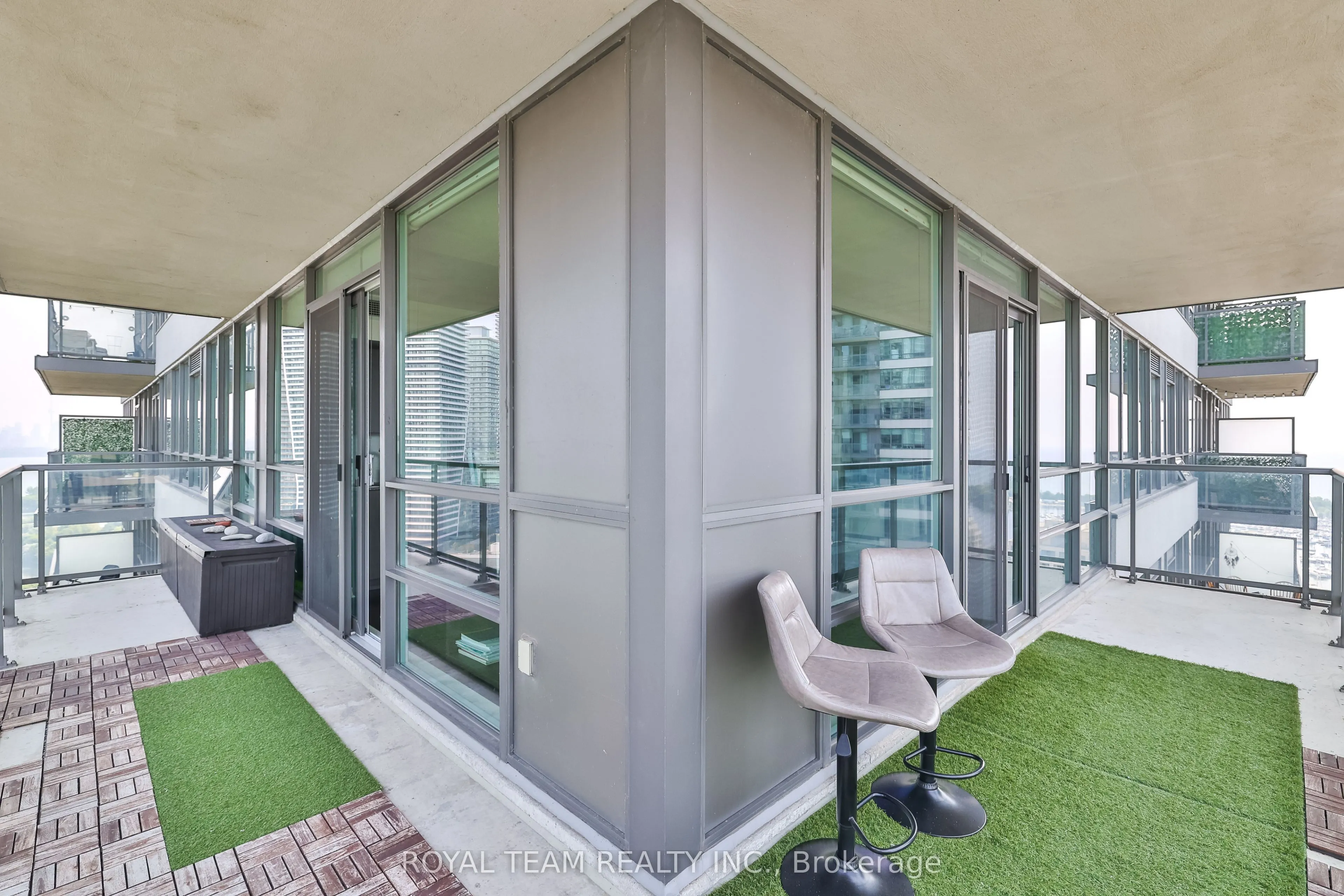 2230 Lake Shore Boulevard W, #2504