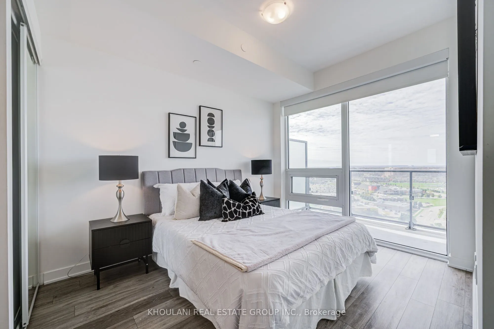 4655 Metcalfe Avenue, #2001