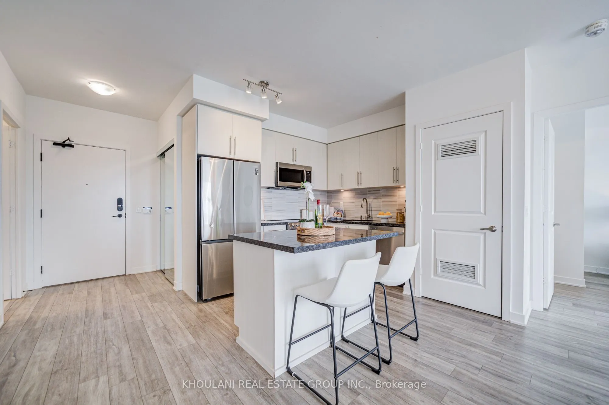 4655 Metcalfe Avenue, #2001
