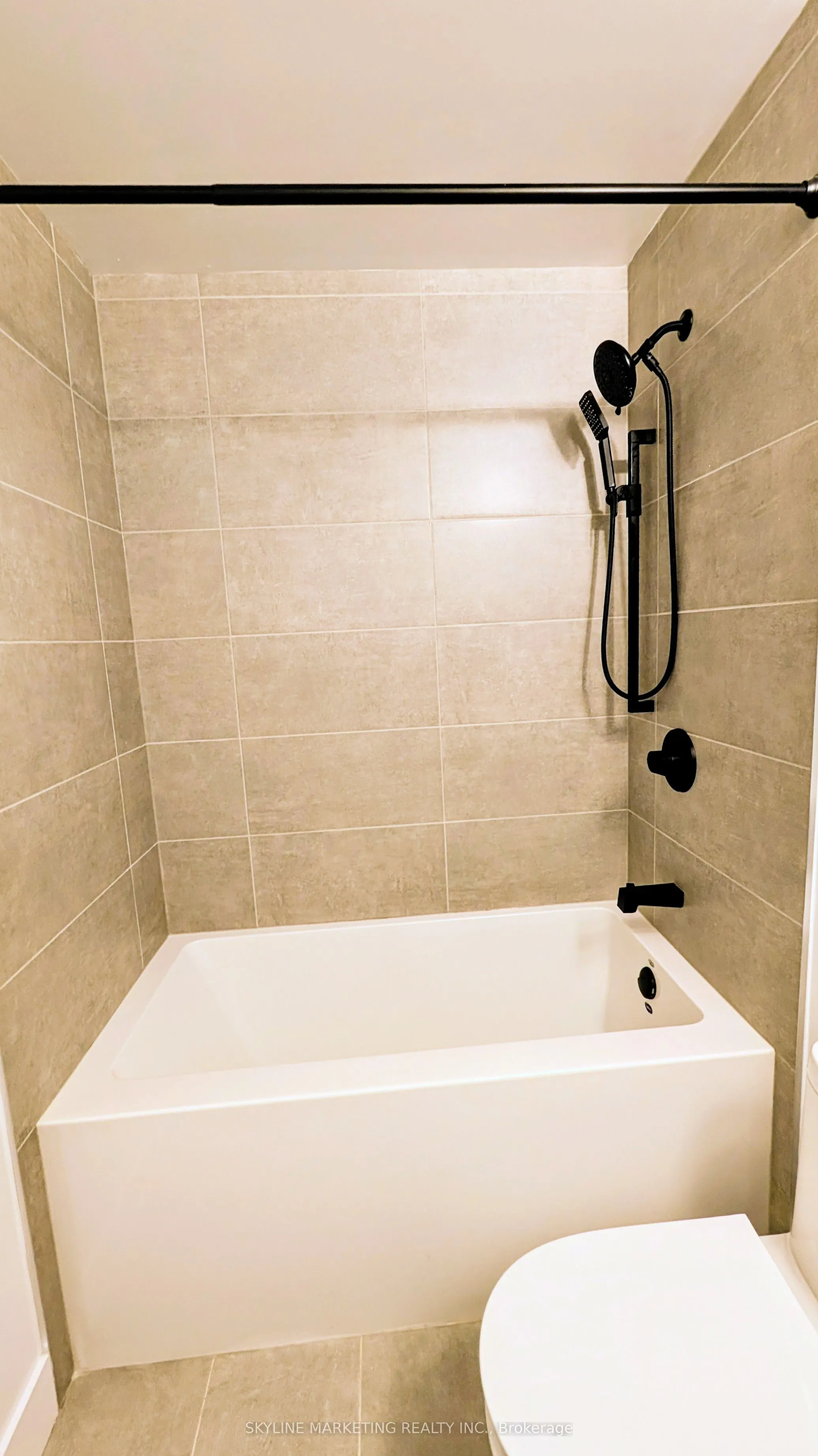 2450 Old Bronte Road, #647
