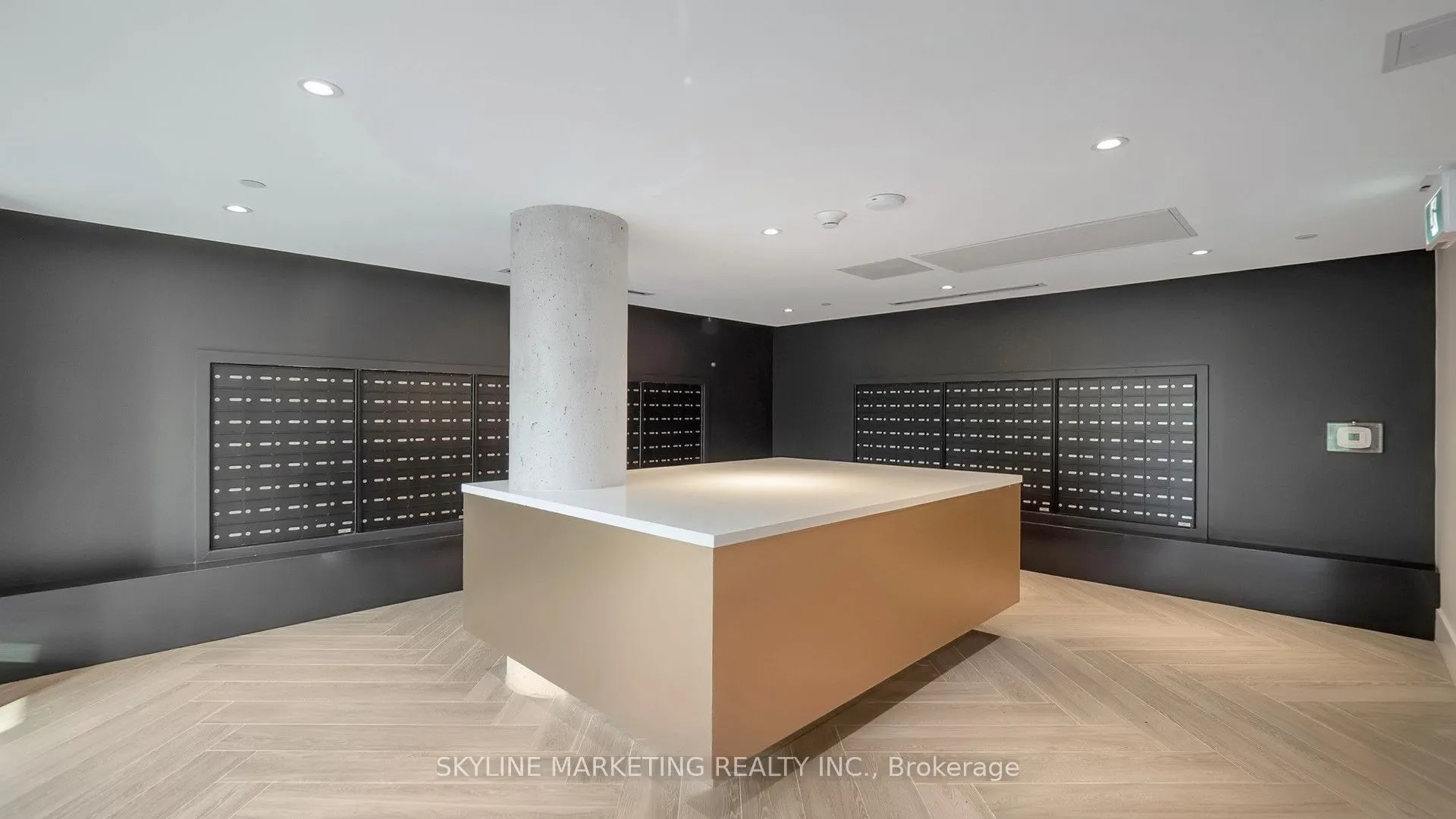 2450 Old Bronte Road, #647