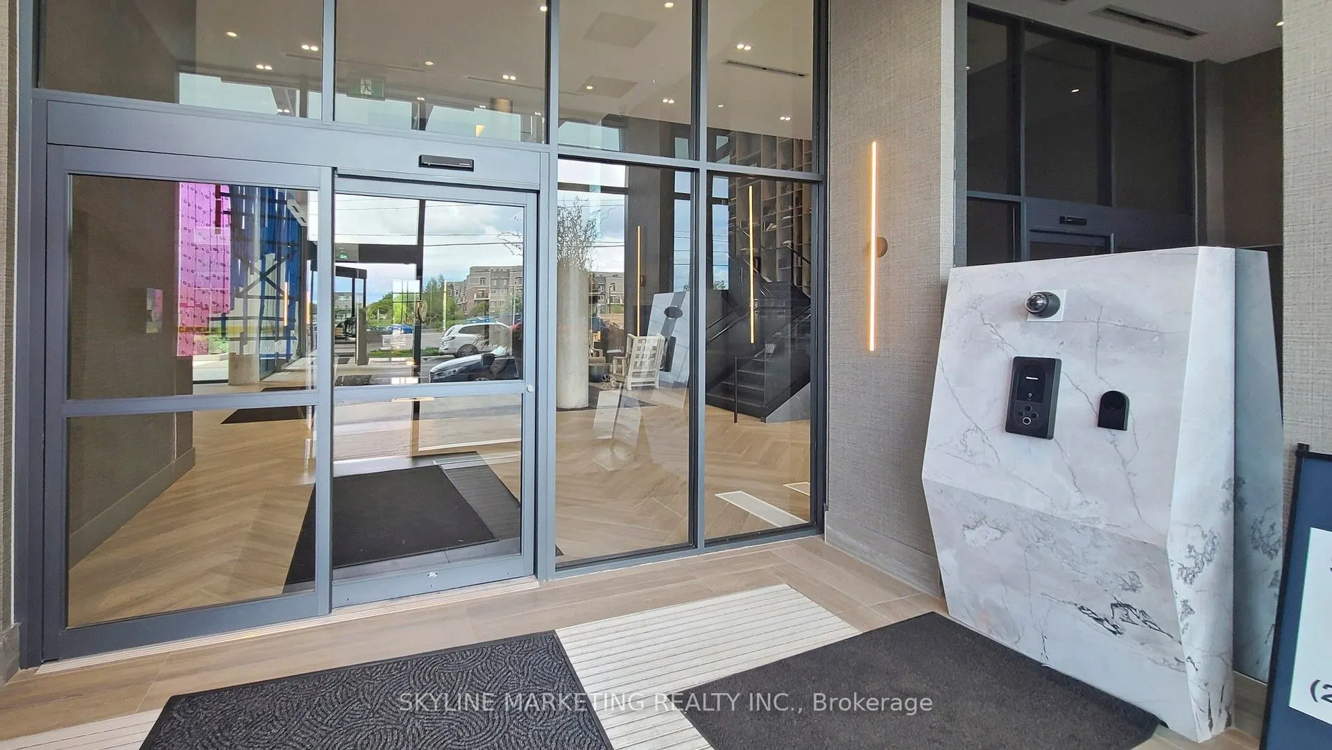 2450 Old Bronte Road, #647