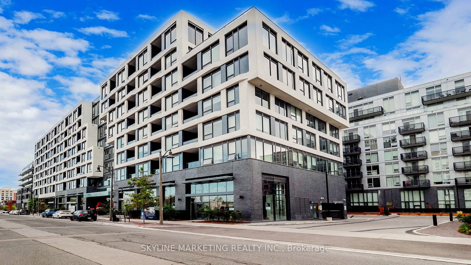 2450 Old Bronte Road, #647