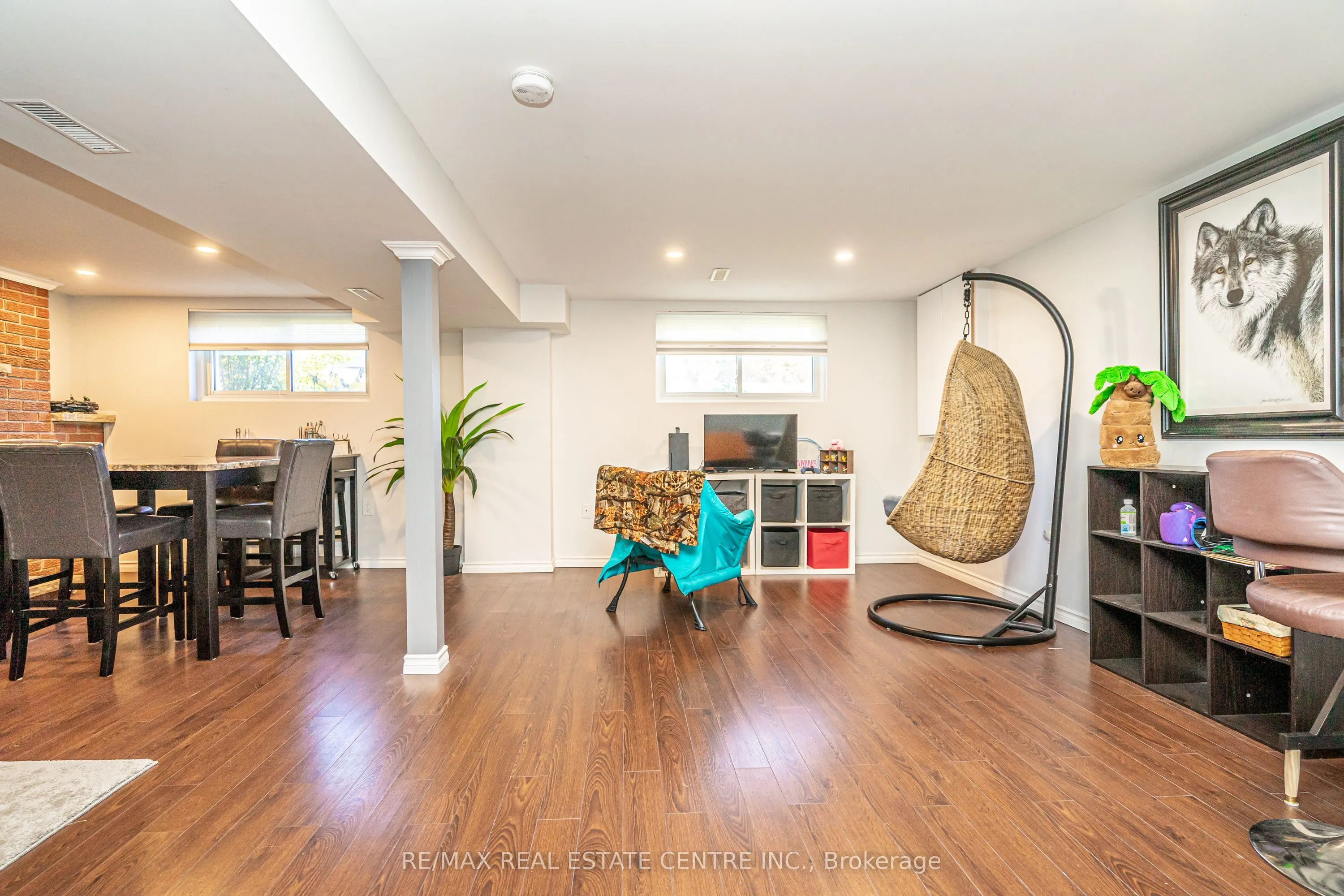 95 Avonmore Crescent