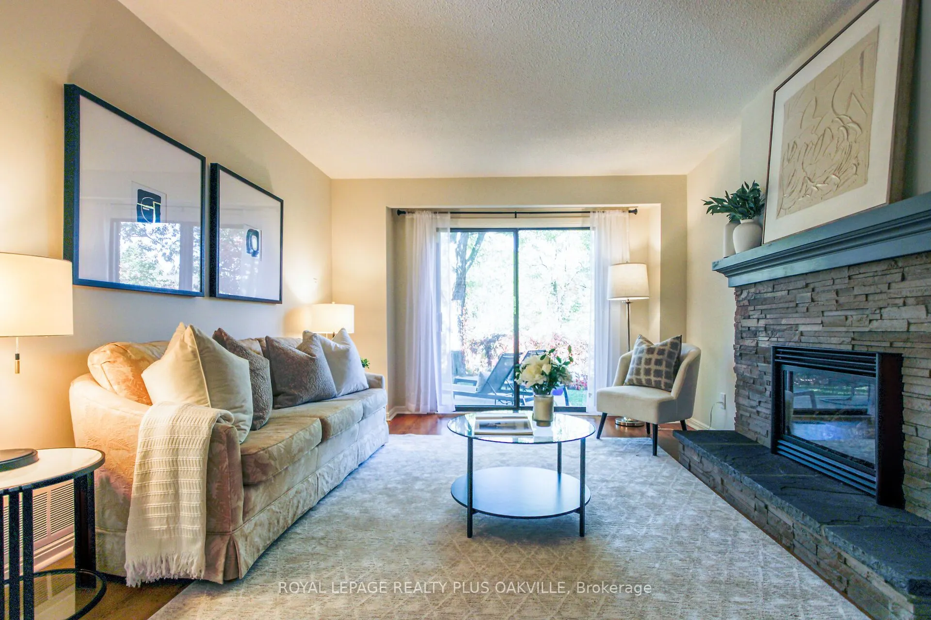 1303 Henley Place
