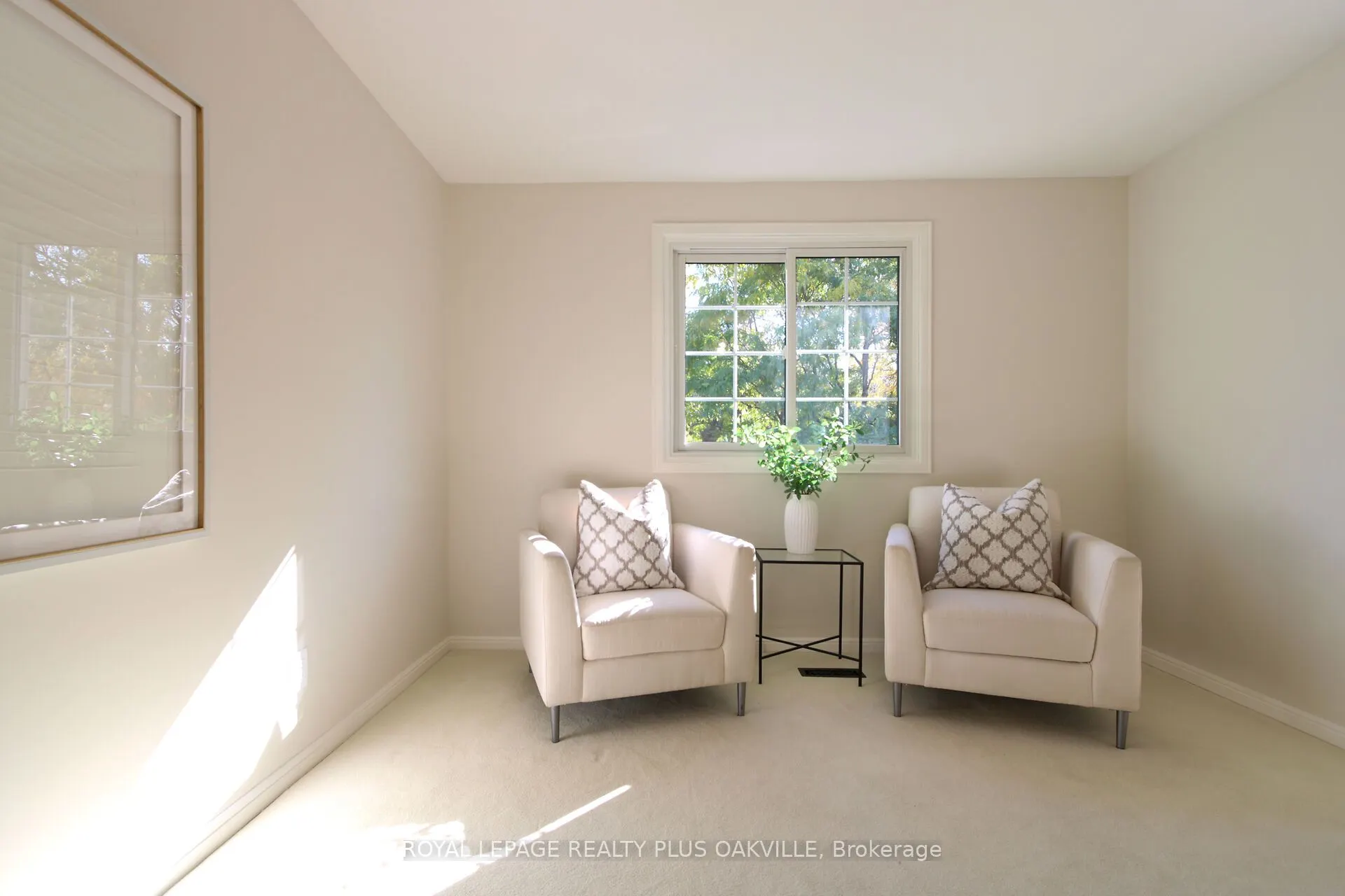 1303 Henley Place