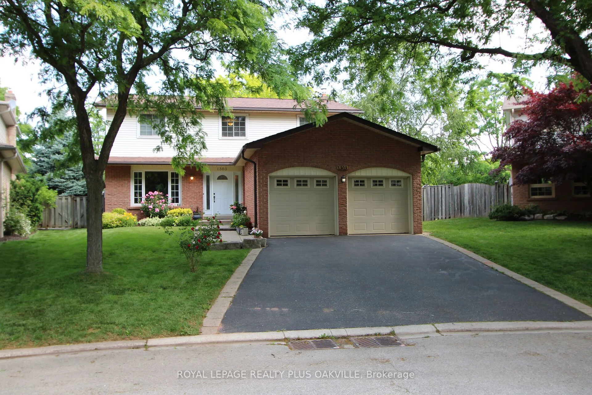 1303 Henley Place
