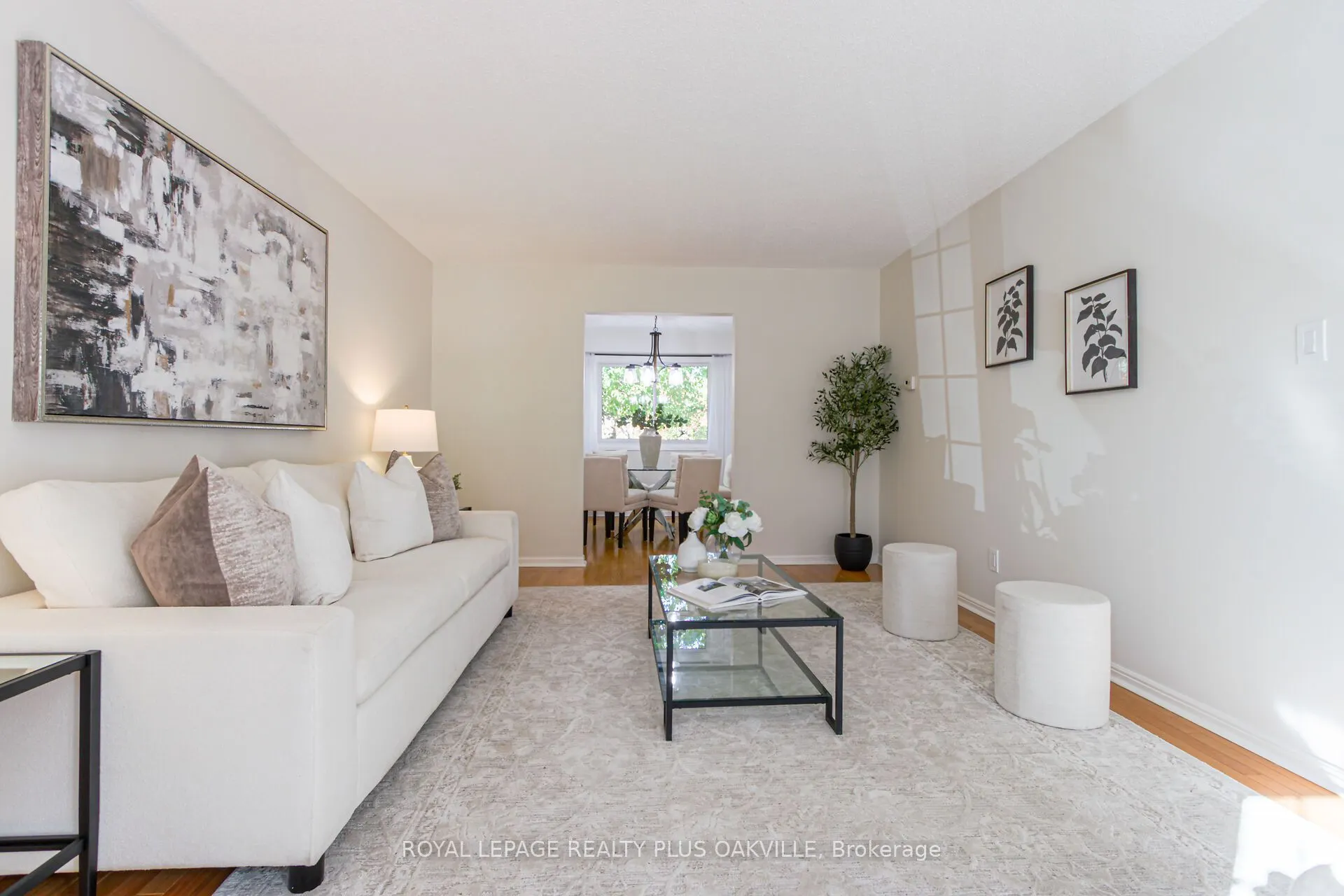 1303 Henley Place