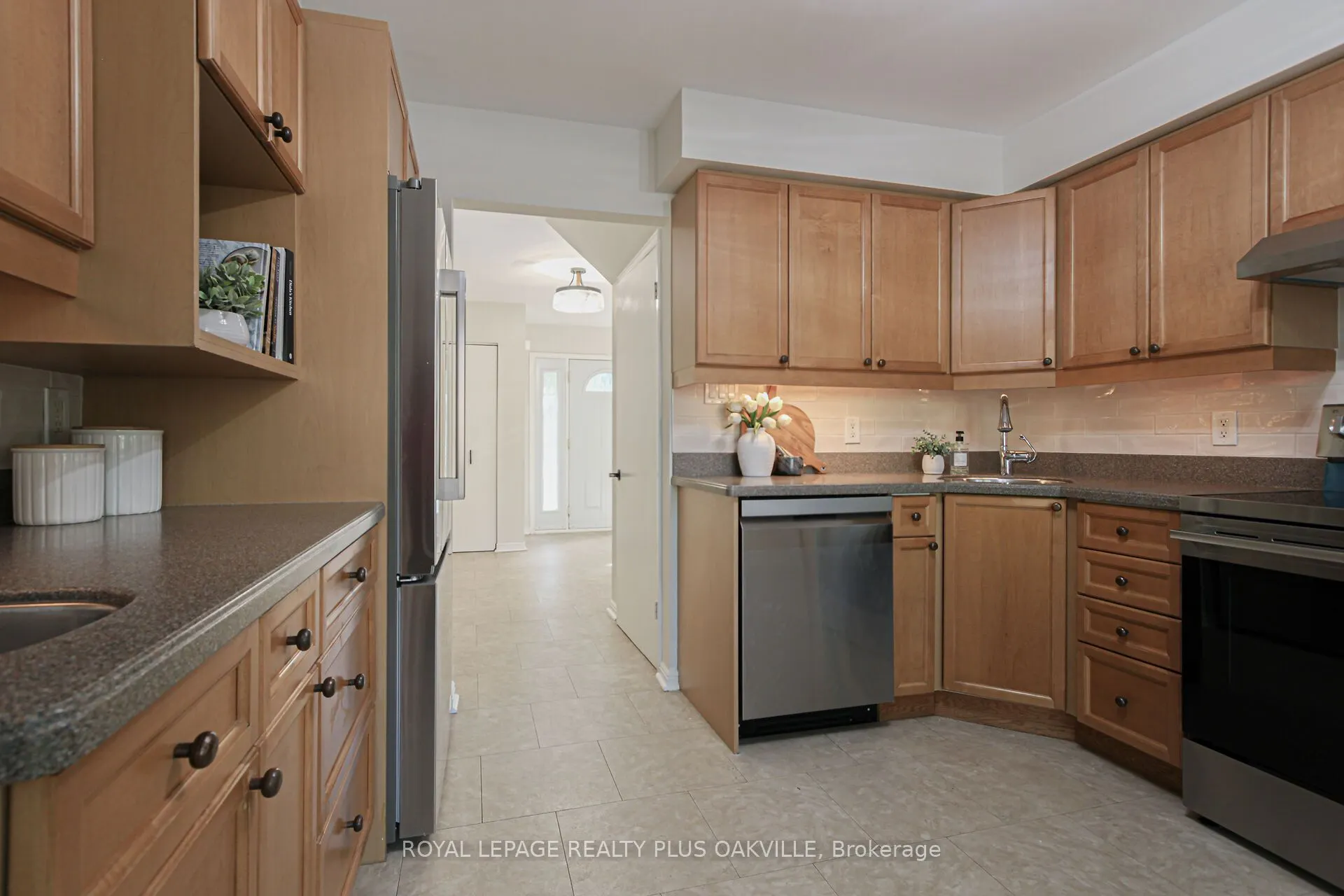 1303 Henley Place